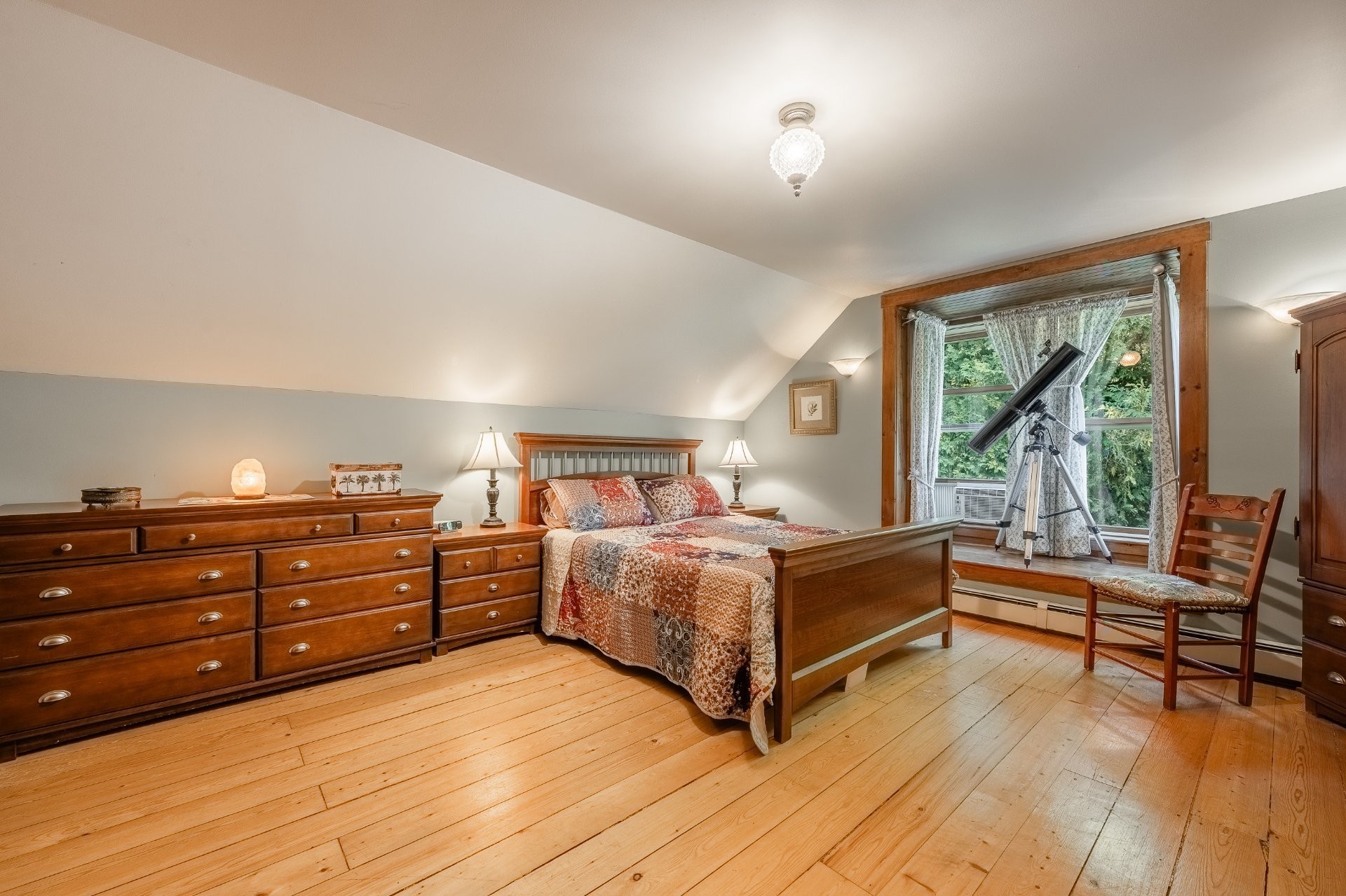 









365


Rg de la Montagne

,
Saint-Paul-d'Abbotsford,




QC
J0E1A0

