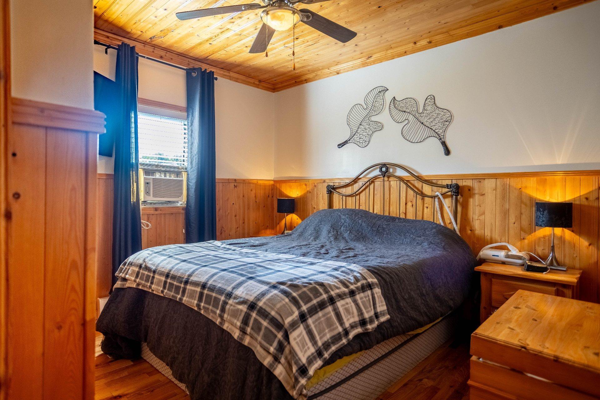 









161


Rue Curé-Mélançon

,
Shawinigan,




QC
G0X1L0

