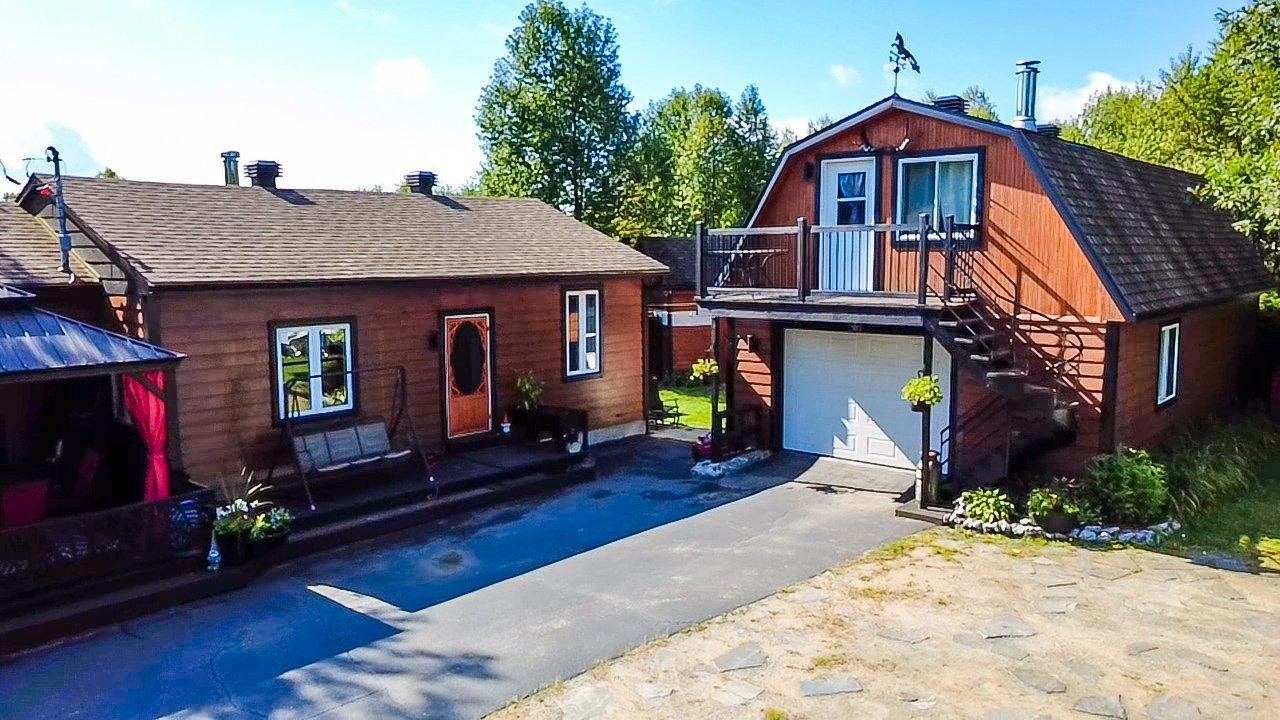 









161


Rue Curé-Mélançon

,
Shawinigan,




QC
G0X1L0


