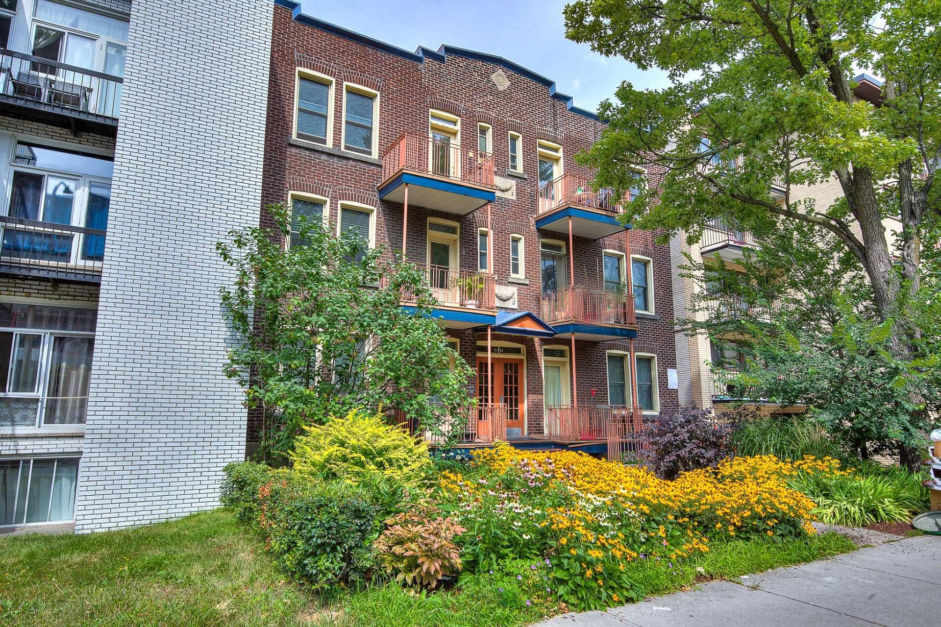 









2135


Boul. Édouard-Montpetit

, 5,
Montréal (Côte-des-Neiges/Notre-Dame-de-Grâce),




QC
H3T1J3

