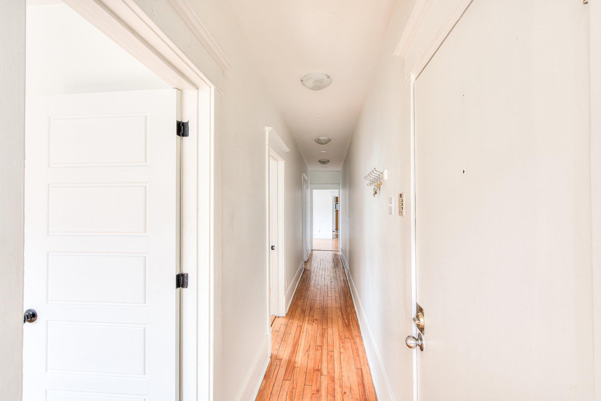 









2135


Boul. Édouard-Montpetit

, 5,
Montréal (Côte-des-Neiges/Notre-Dame-de-Grâce),




QC
H3T1J3

