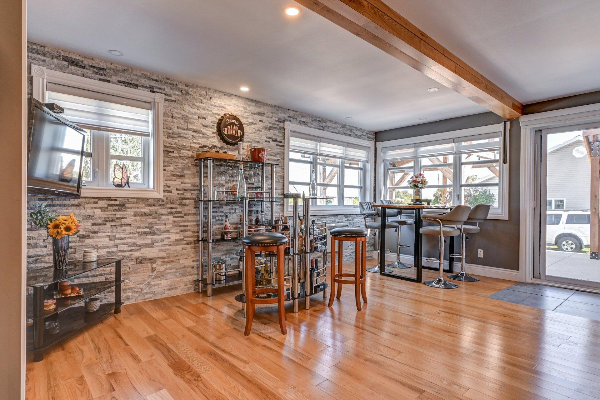 









1660

 - 1662


Rue Principale

,
Saint-Cuthbert,




QC
J0K2C0

