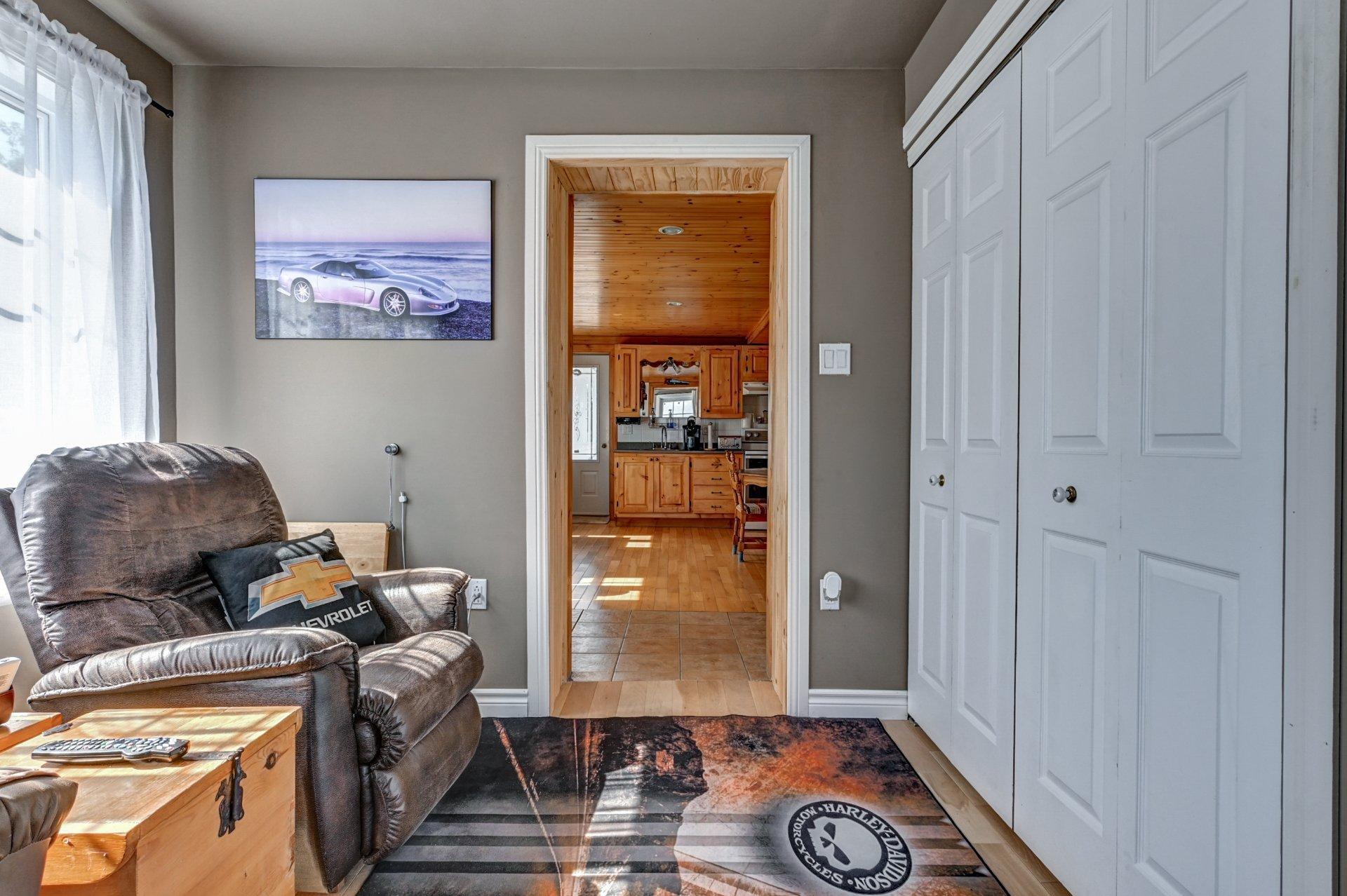 









1660

 - 1662


Rue Principale

,
Saint-Cuthbert,




QC
J0K2C0

