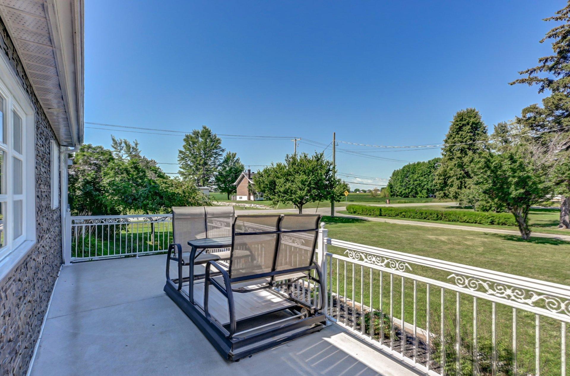 









1660

 - 1662


Rue Principale

,
Saint-Cuthbert,




QC
J0K2C0

