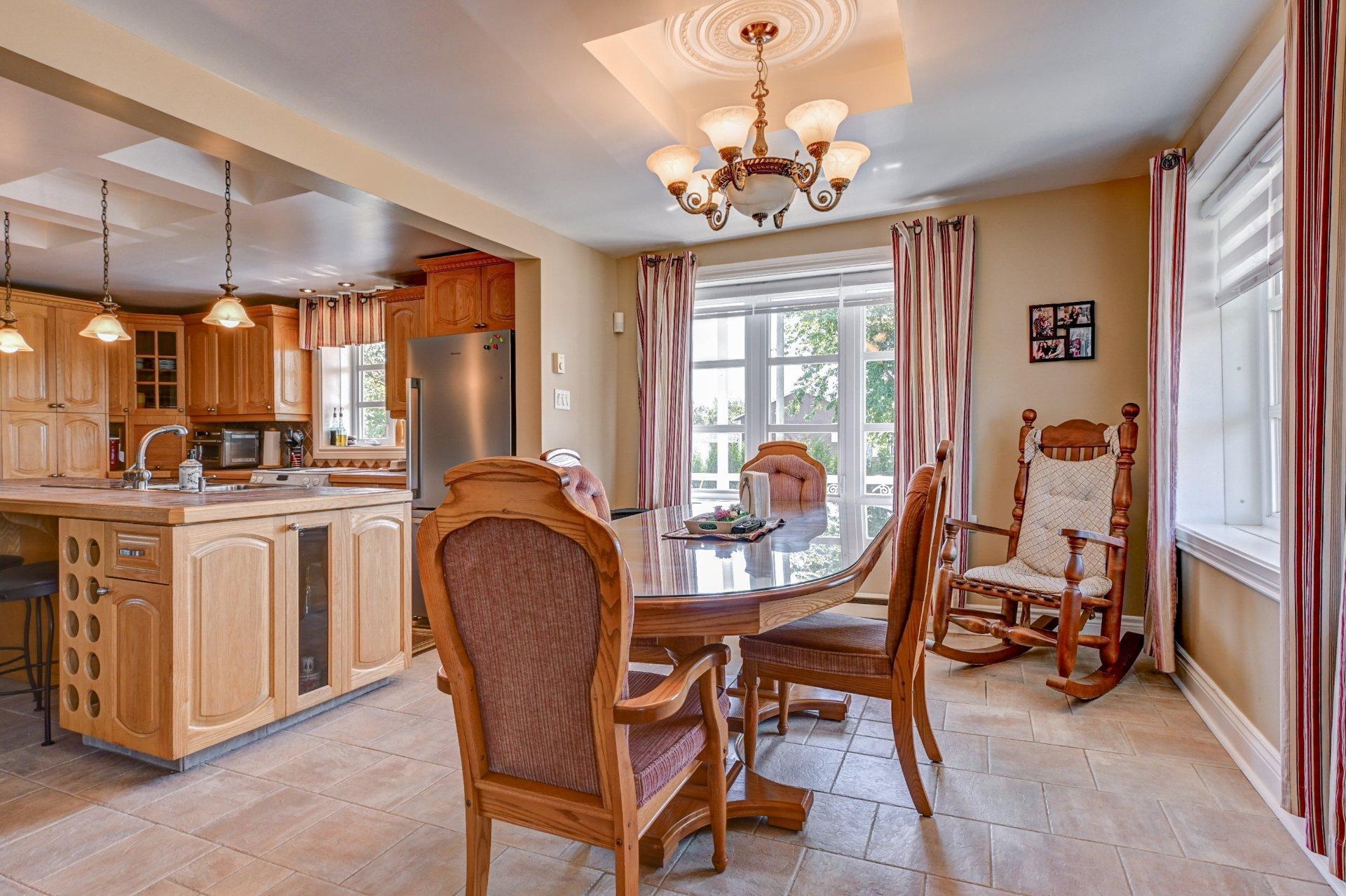 









1660

 - 1662


Rue Principale

,
Saint-Cuthbert,




QC
J0K2C0

