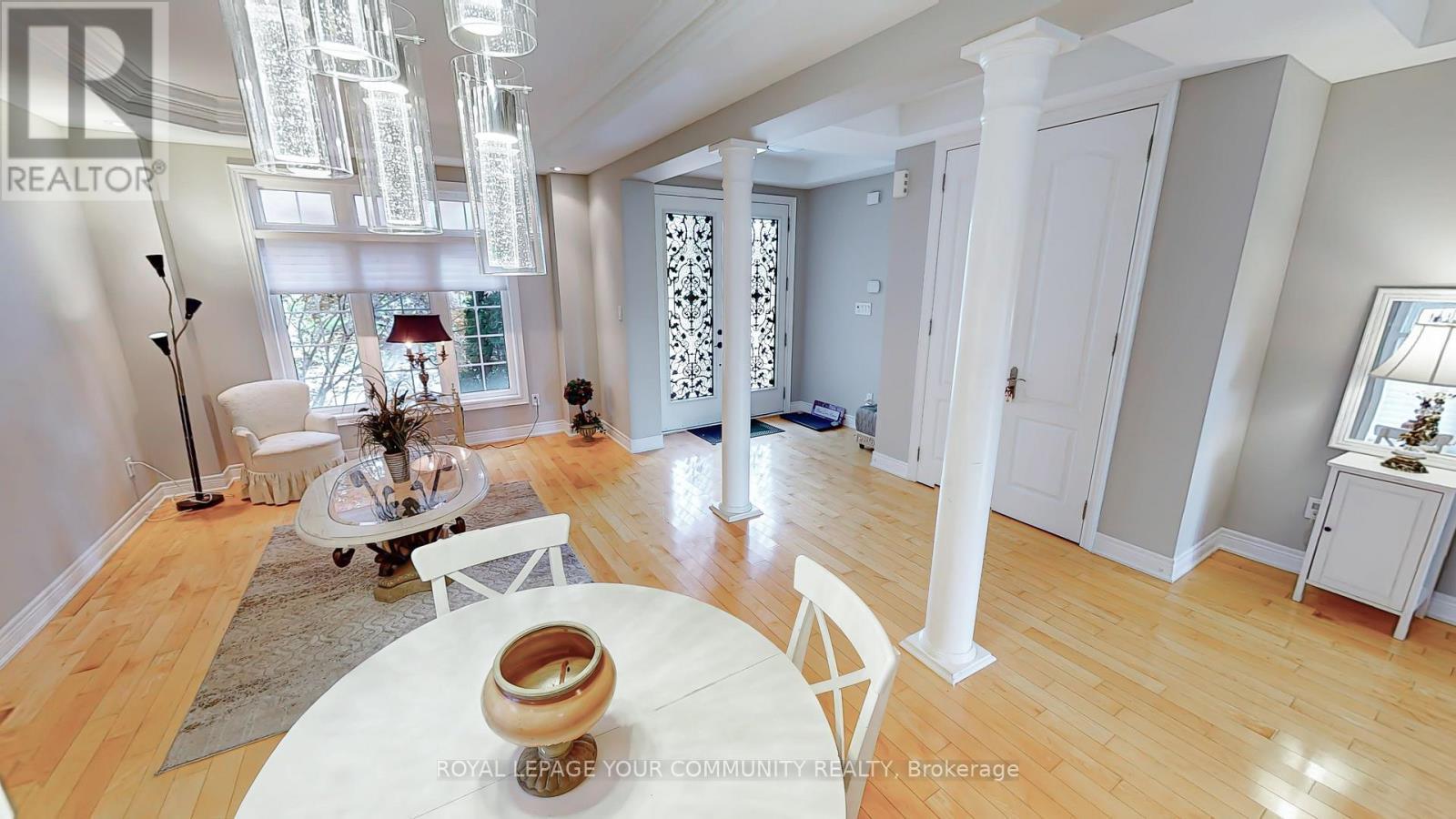 












3380 MISTWELL CRESCENT N

,
Oakville,




Ontario
L6L0A2

