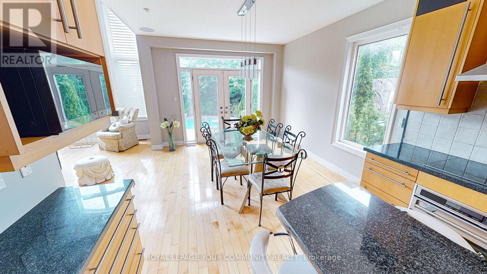 












3380 MISTWELL CRESCENT N

,
Oakville,




Ontario
L6L0A2


