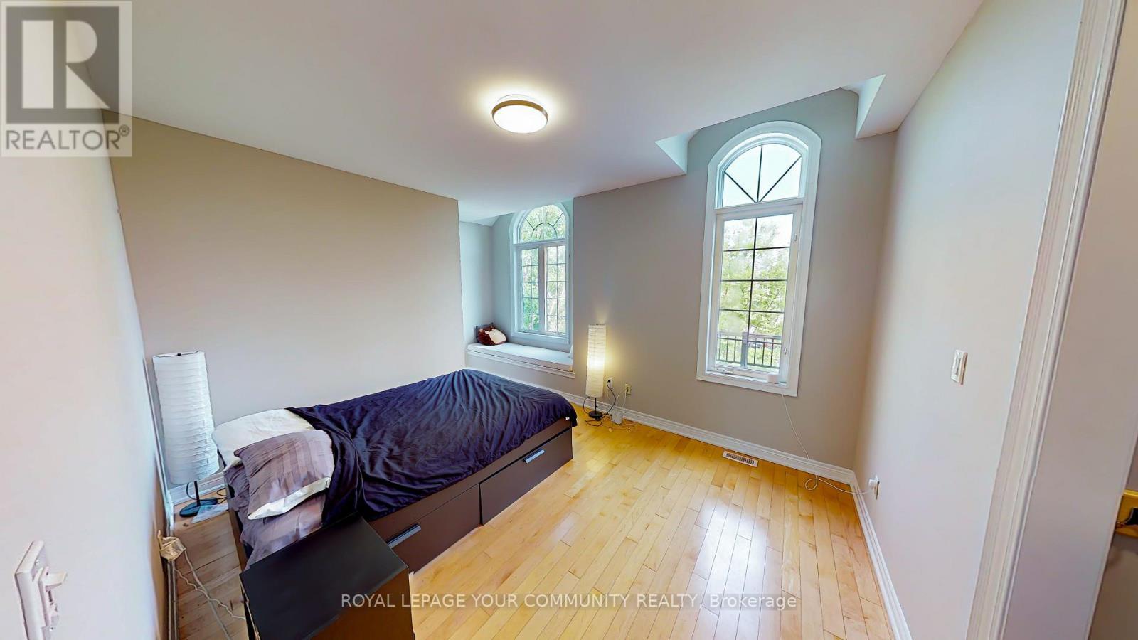 












3380 MISTWELL CRESCENT N

,
Oakville,




Ontario
L6L0A2

