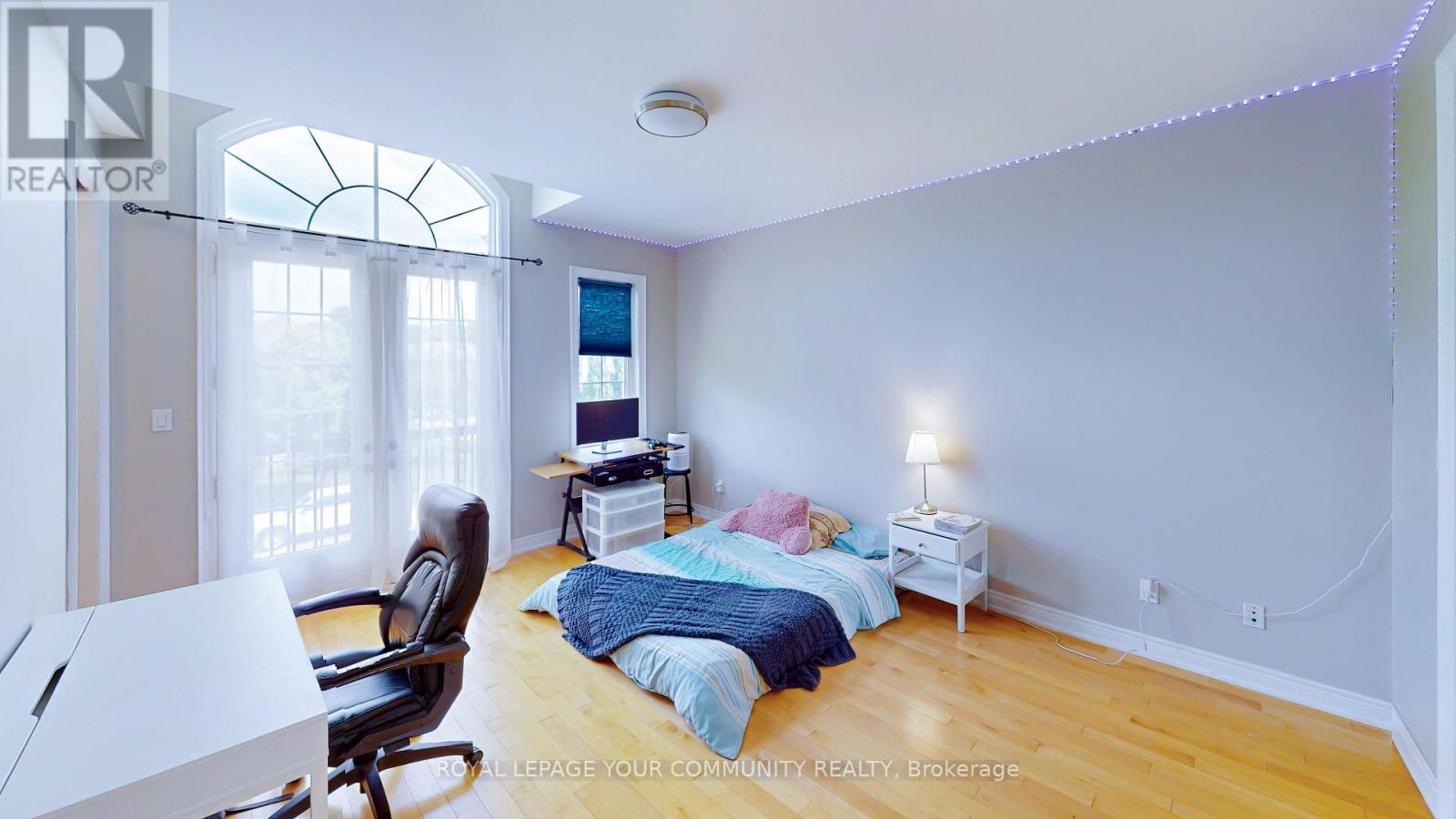 












3380 MISTWELL CRESCENT N

,
Oakville,




Ontario
L6L0A2

