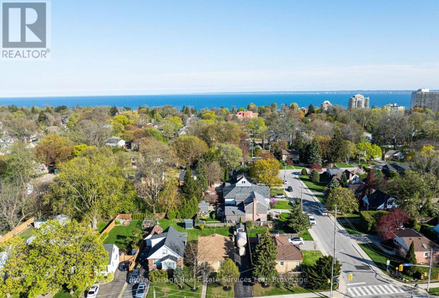 












2260 NEW STREET

,
Burlington (Brant),




Ontario
L7R1J3

