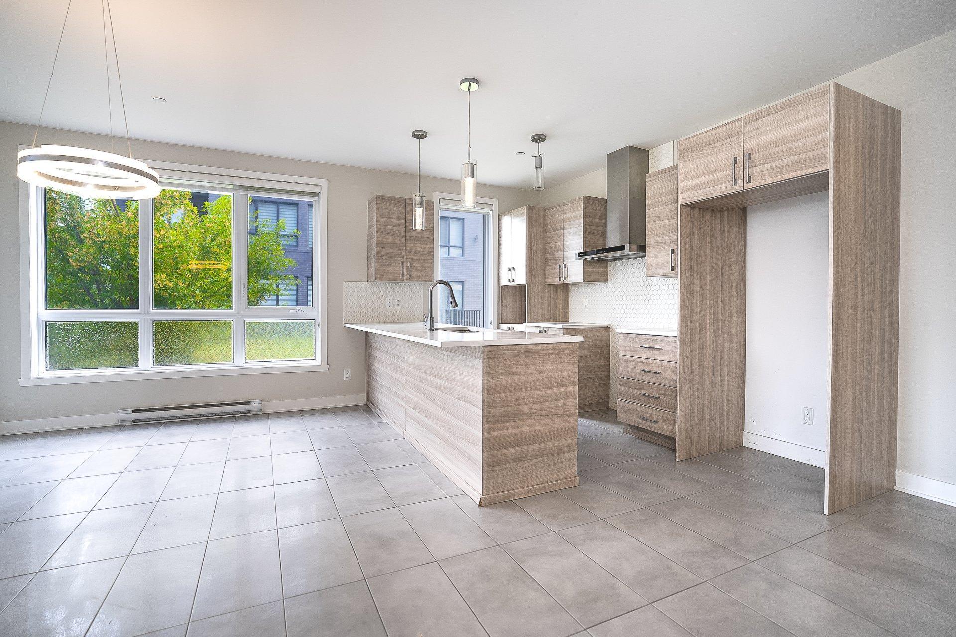 









5850


Rue Jarry E.

, 101,
Montréal (Saint-Léonard),




QC
H1P0A5

