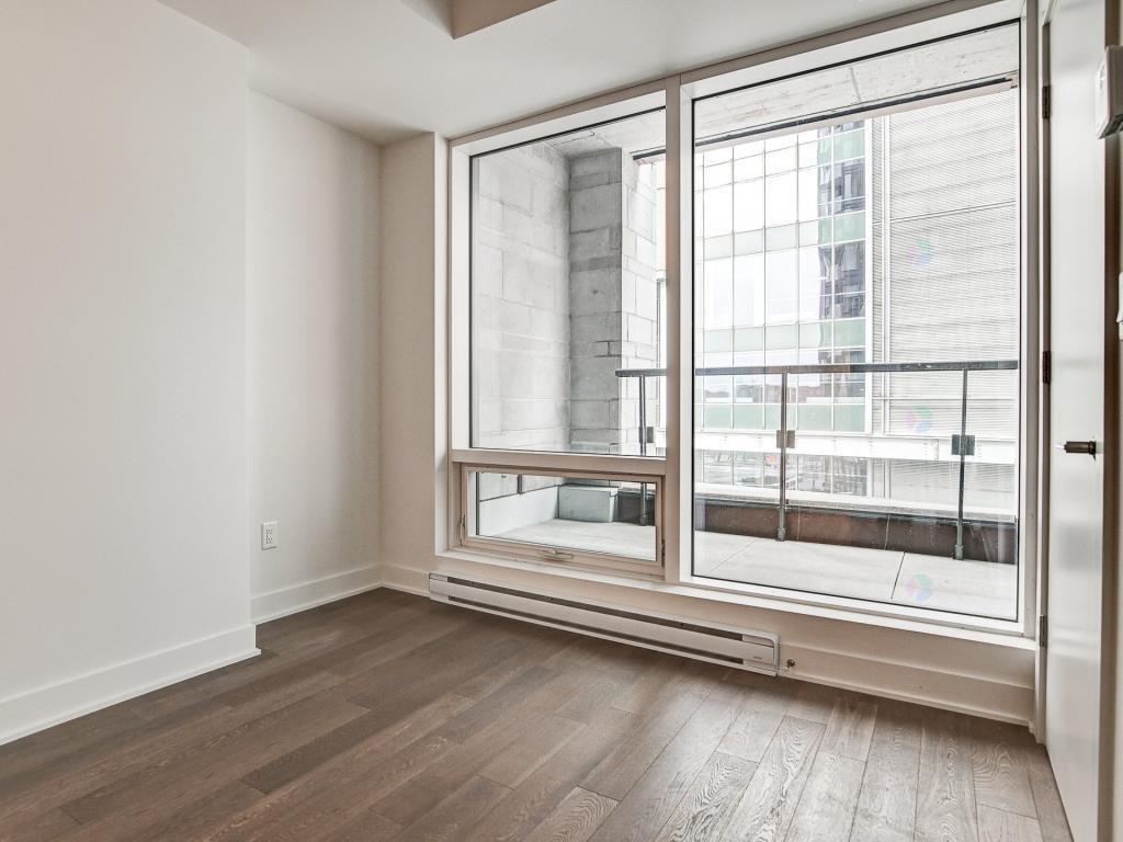 









1288


Rue St-Antoine O.

, 307,
Montréal (Ville-Marie),




QC
H3C0X6


