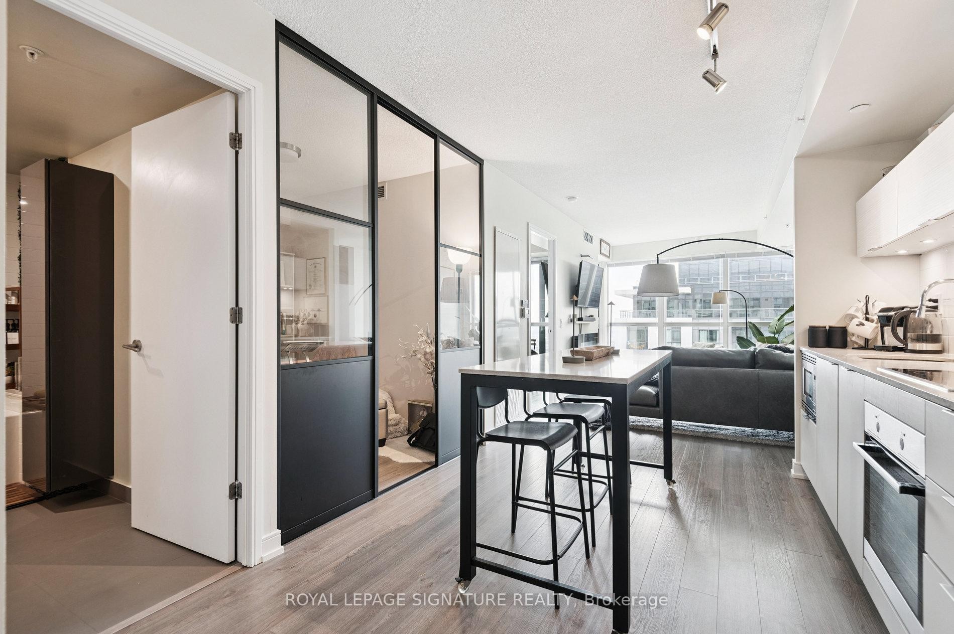 









20


Thomas Riley

Road, 2601,
Toronto,




ON
M9B 0C3

