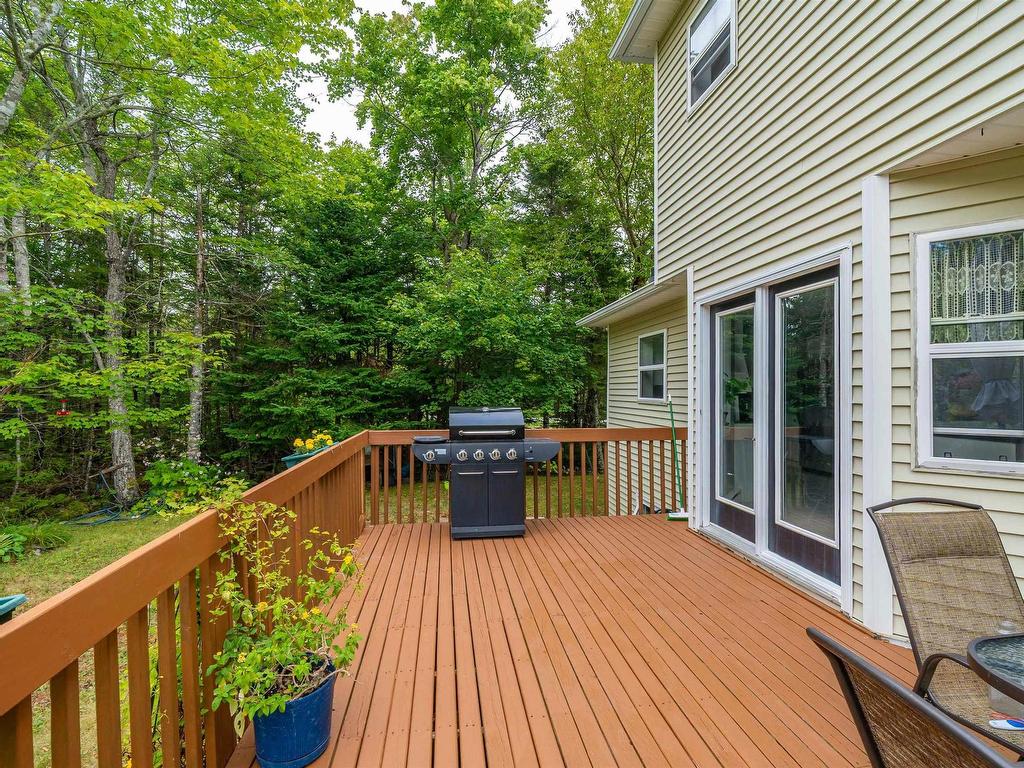 












60 Blue Forest Lane

,
Hammonds Plains,




NS
B4B 1L1

