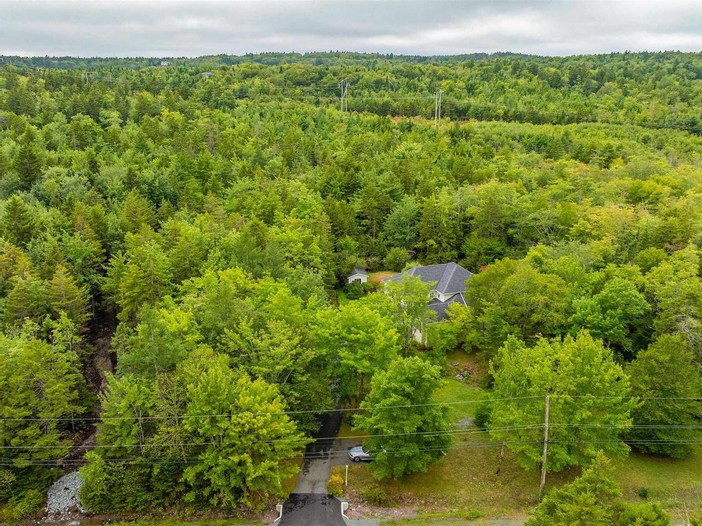 












60 Blue Forest Lane

,
Hammonds Plains,




NS
B4B 1L1

