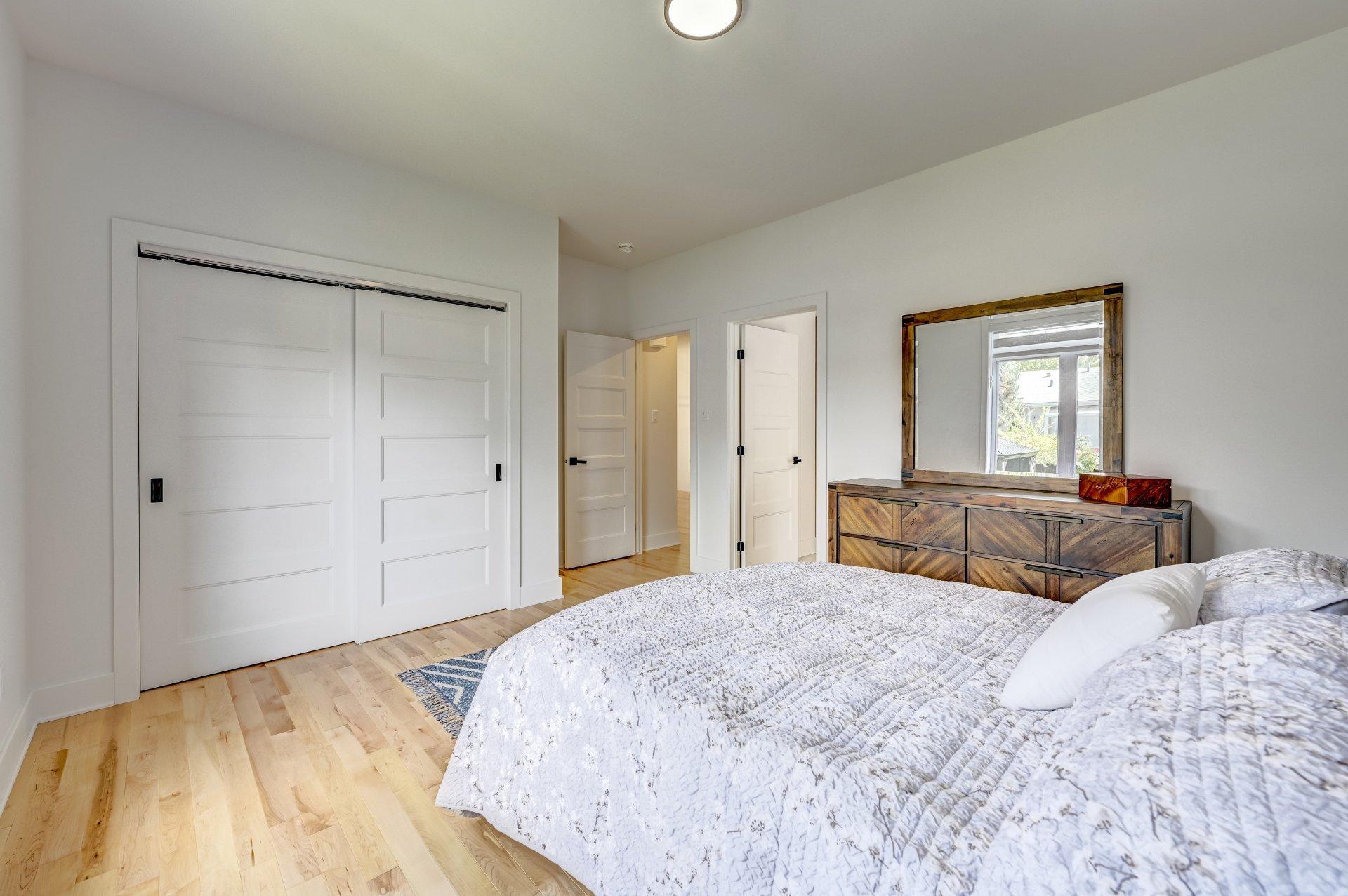 









5716


Rue Parizeau

,
Brossard,




QC
J4W1H7

