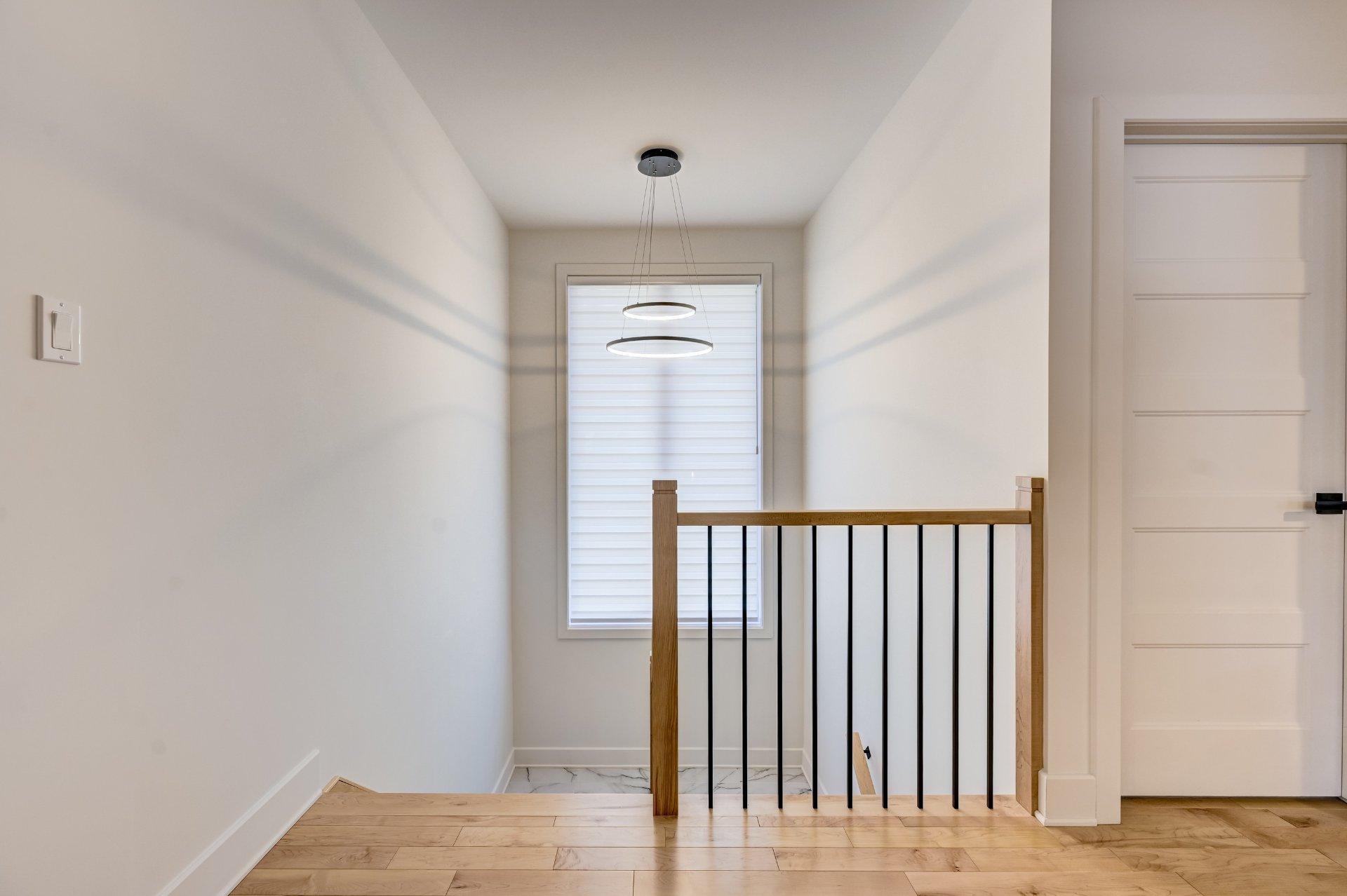 









5716


Rue Parizeau

,
Brossard,




QC
J4W1H7

