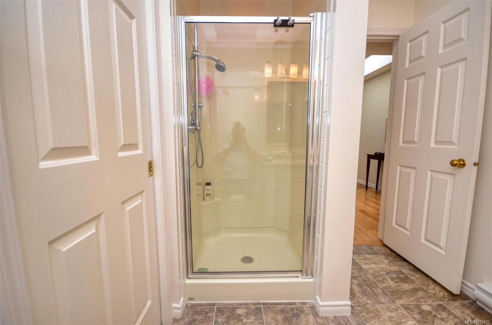 









5156


Cordova Bay

Rd, 7,
Saanich,




BC
V8Y 2X5

