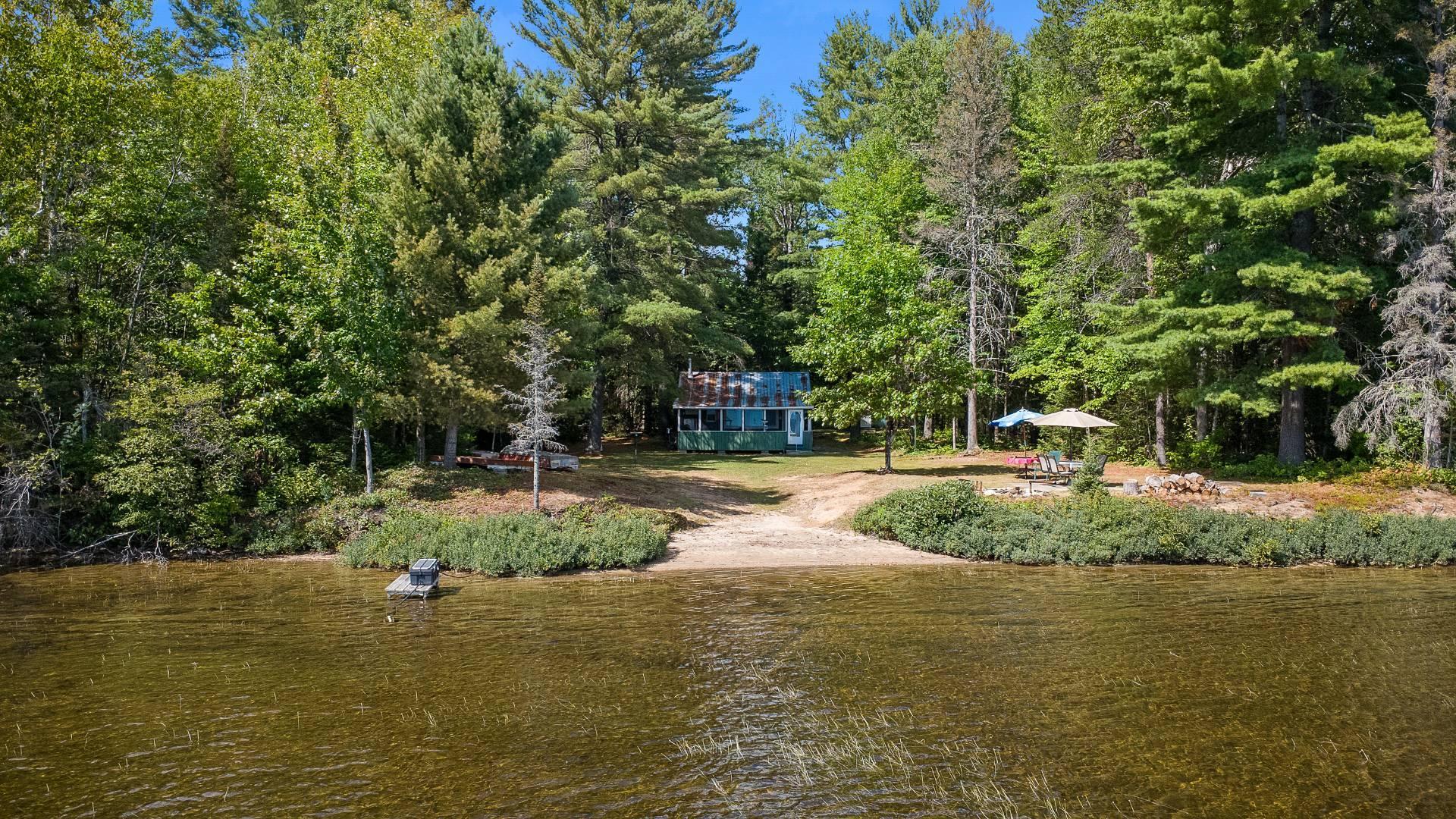 









1


Rue Non Disponible-Unavailable

,
Otter Lake,




QC
J0X2P0

