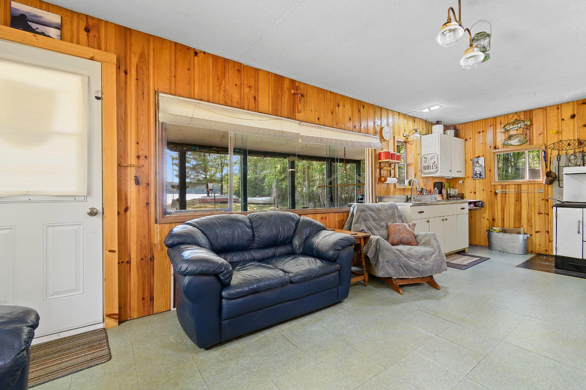 









1


Rue Non Disponible-Unavailable

,
Otter Lake,




QC
J0X2P0

