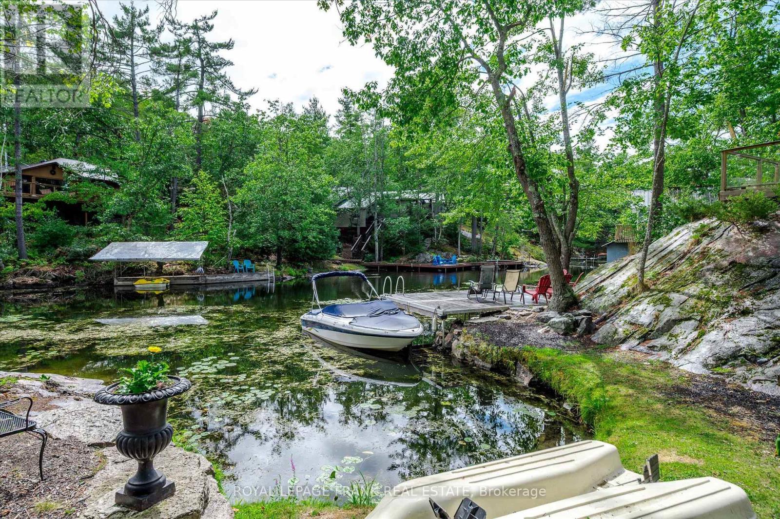 












3571 HARBOUR POINT LANE

,
Selwyn,




Ontario
K0L2H0

