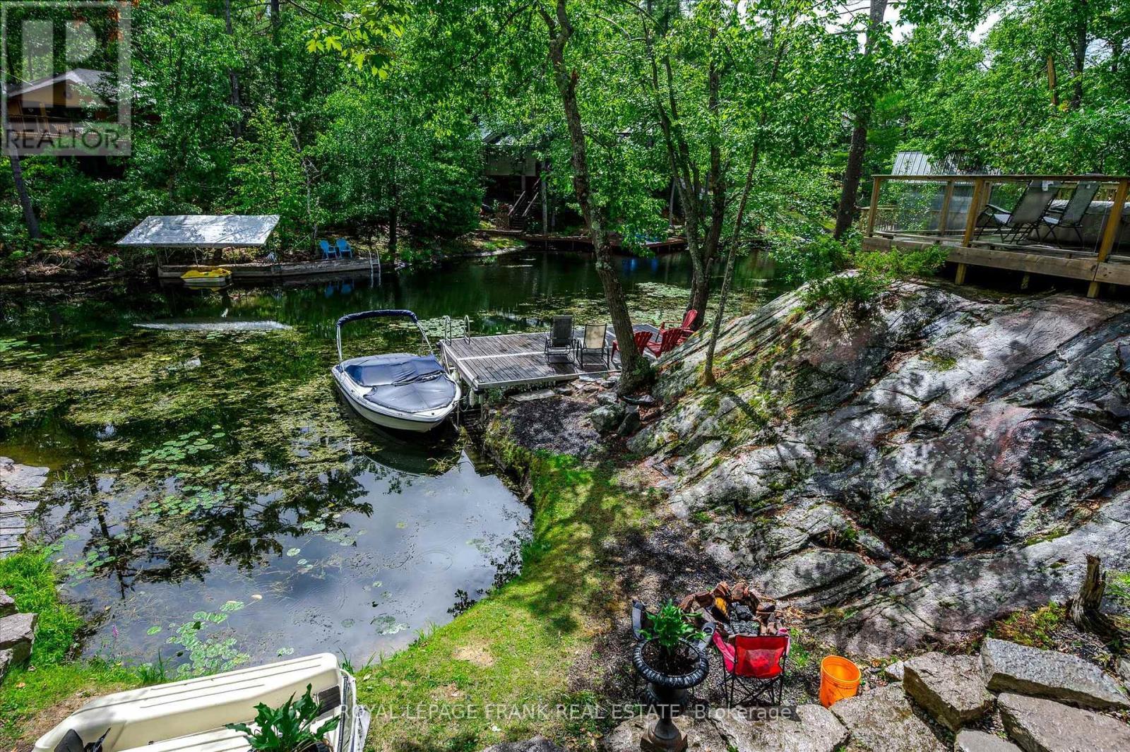 












3571 HARBOUR POINT LANE

,
Selwyn,




Ontario
K0L2H0

