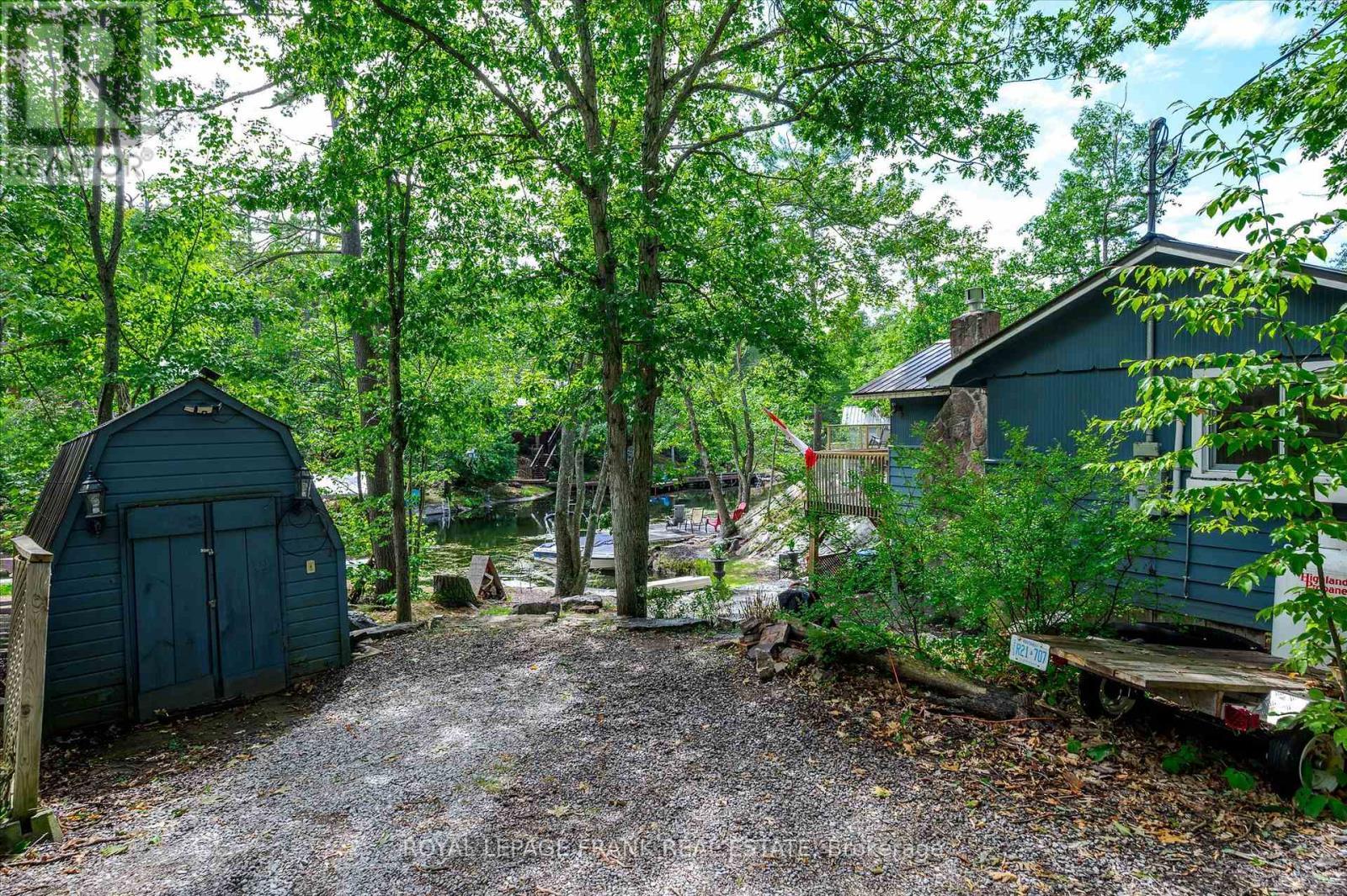 












3571 HARBOUR POINT LANE

,
Selwyn,




Ontario
K0L2H0

