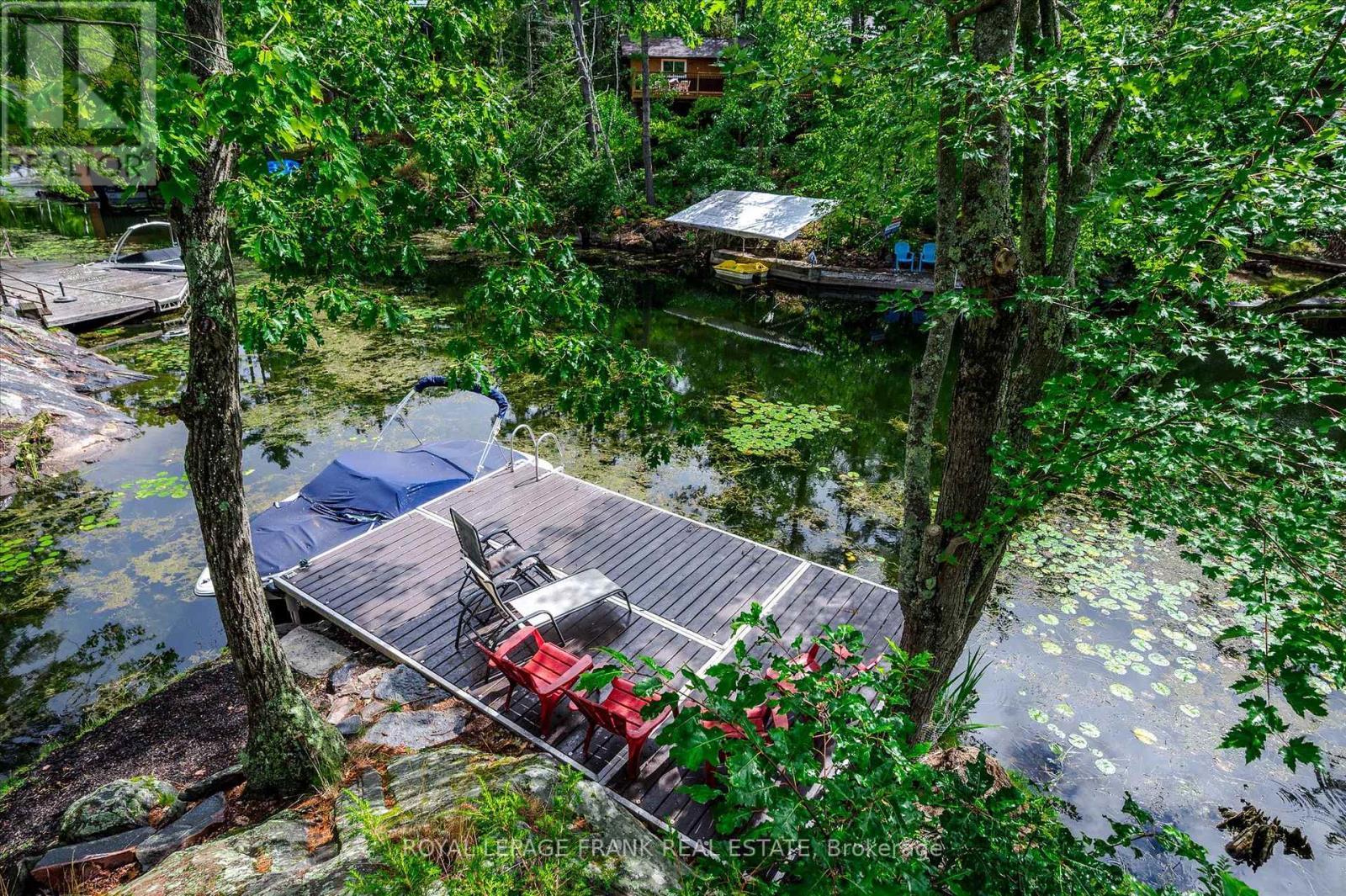 












3571 HARBOUR POINT LANE

,
Selwyn,




Ontario
K0L2H0

