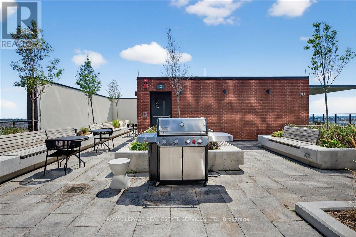 












514 - 3220 WILLIAM COLTSON AVENUE

,
Oakville,




Ontario
L6H7C2

