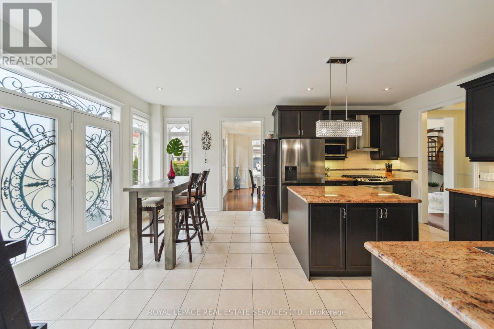 












3150 TRAILSIDE DRIVE

,
Oakville,




Ontario
L6M0P6

