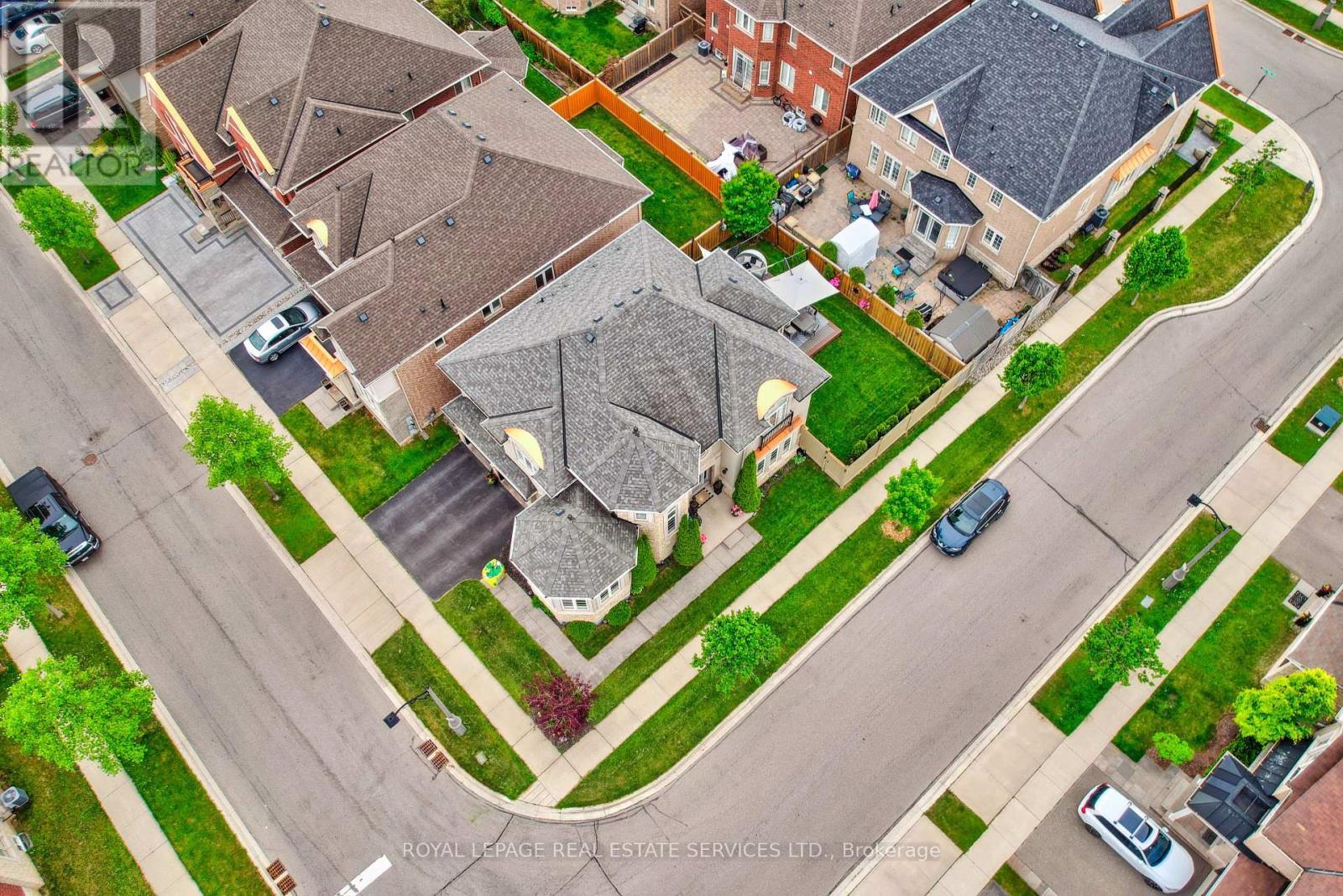 












3150 TRAILSIDE DRIVE

,
Oakville,




Ontario
L6M0P6

