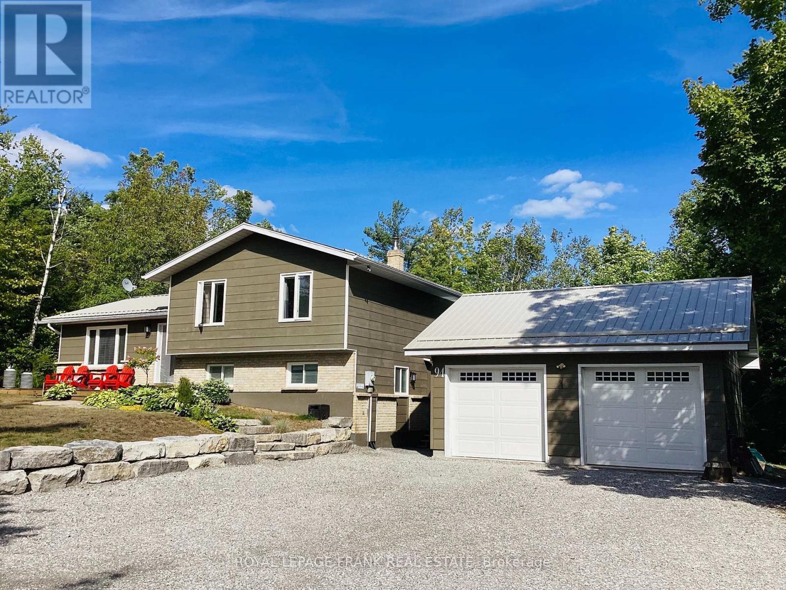 












94 COUNTY ROAD 36

,
Trent Lakes,




Ontario
K0M1A0

