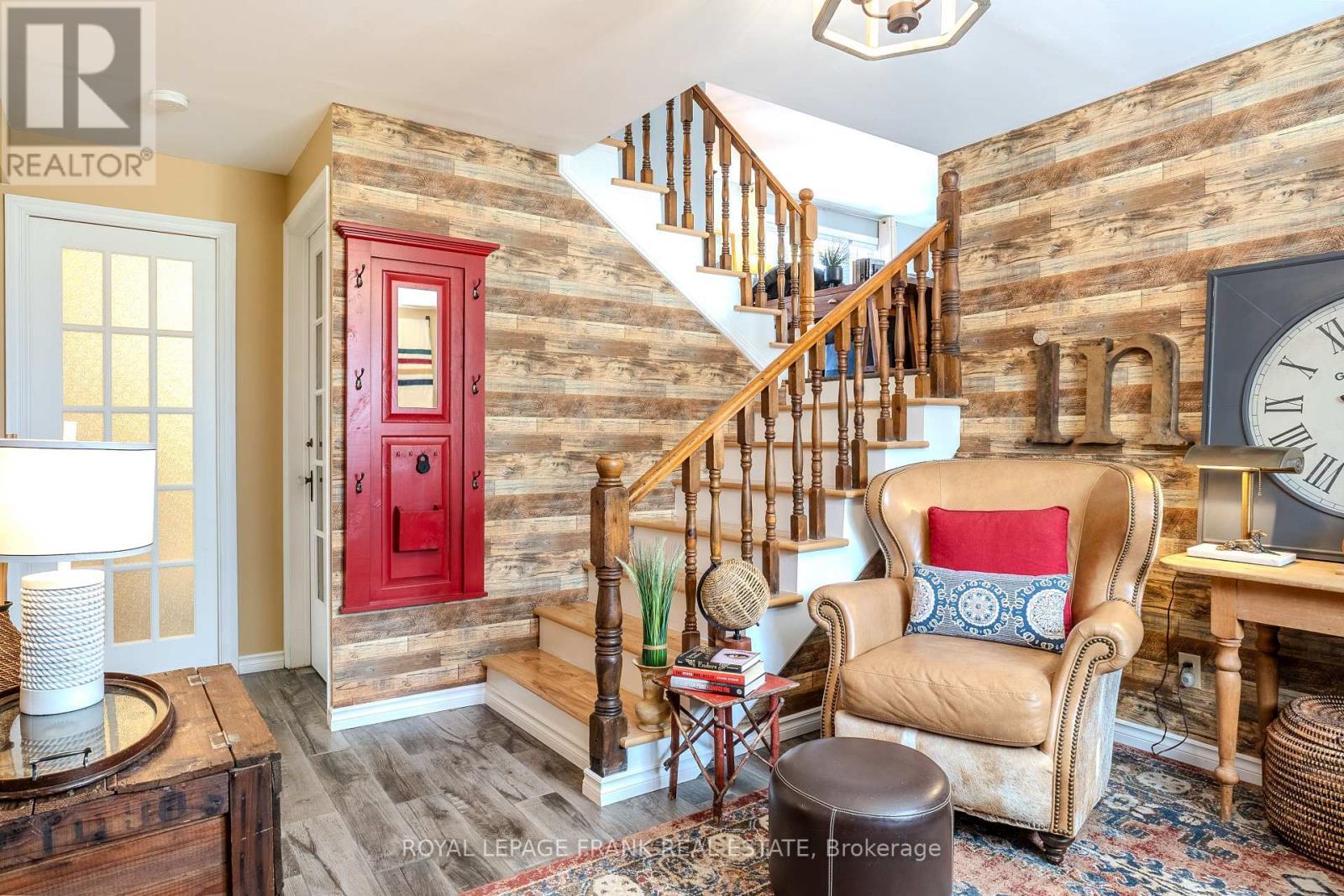 












94 COUNTY ROAD 36

,
Trent Lakes,




Ontario
K0M1A0

