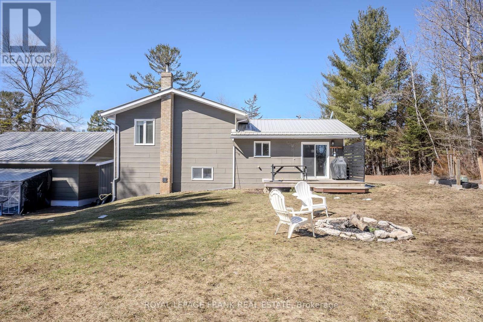 












94 COUNTY ROAD 36

,
Trent Lakes,




Ontario
K0M1A0

