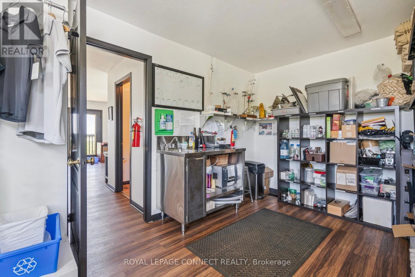 












3751 KING STREET

,
Lincoln,




Ontario
L0R2C0

