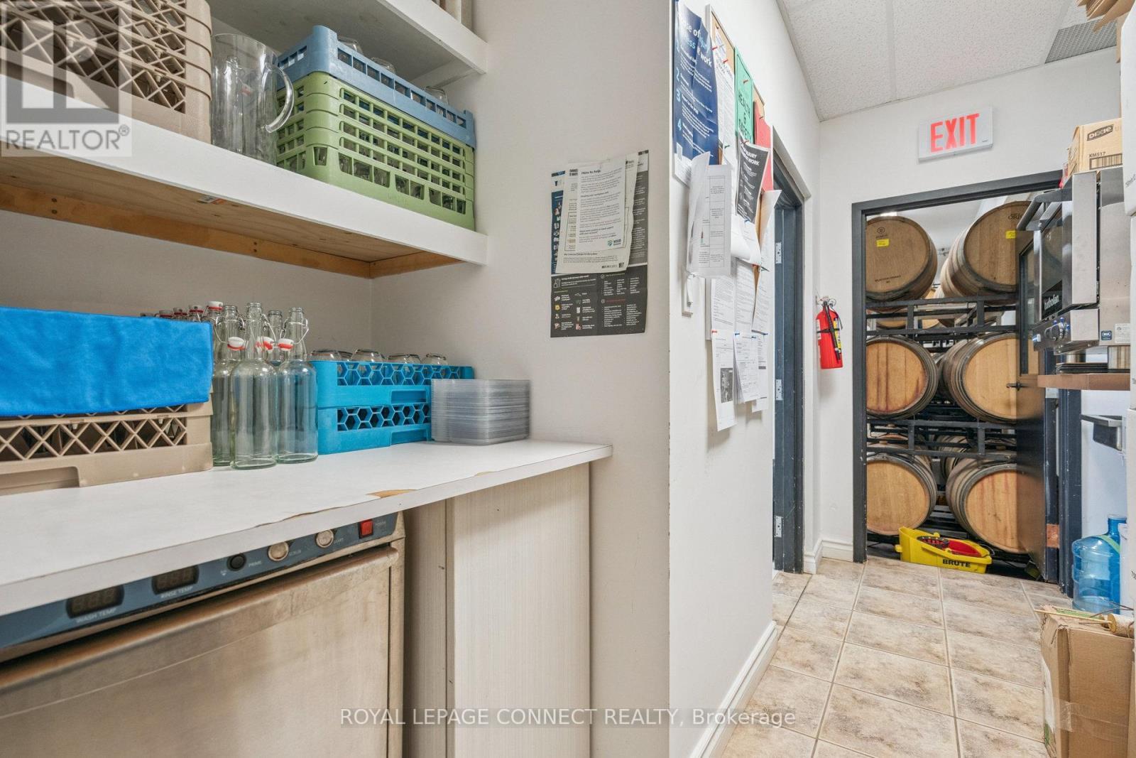 












3751 KING STREET

,
Lincoln,




Ontario
L0R2C0

