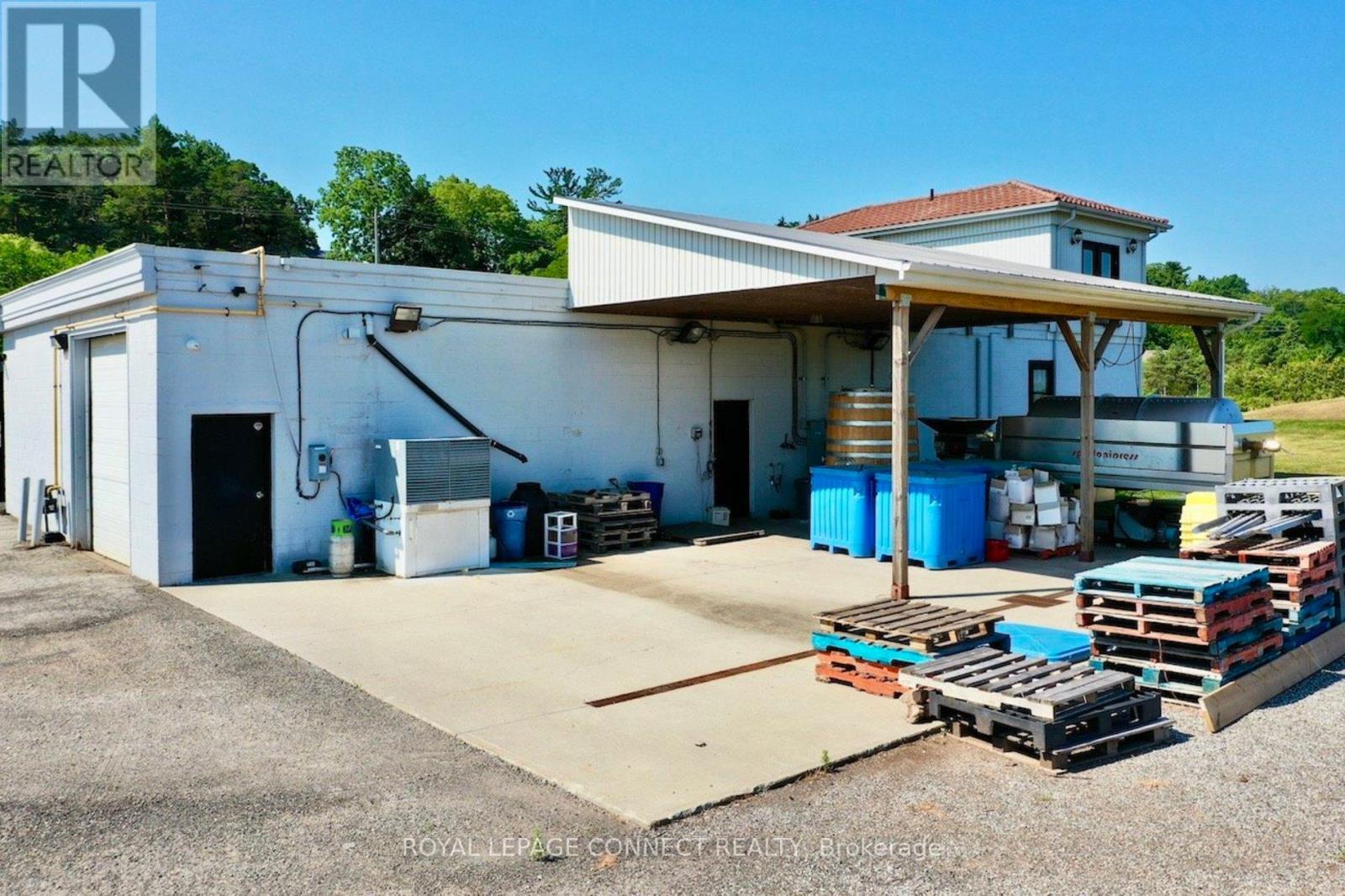 












3751 KING STREET

,
Lincoln,




Ontario
L0R2C0

