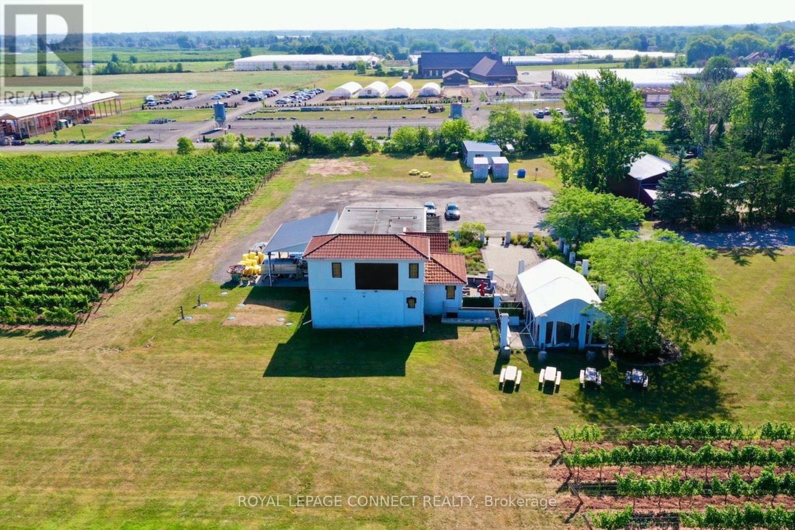 












3751 KING STREET

,
Lincoln,




Ontario
L0R2C0

