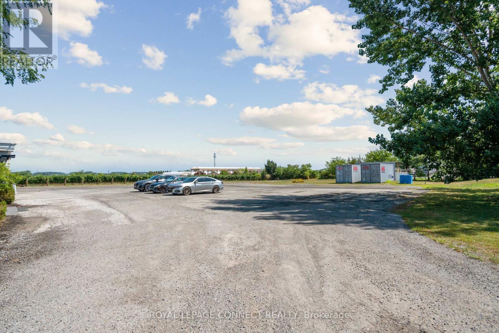 












3751 KING STREET

,
Lincoln,




Ontario
L0R2C0

