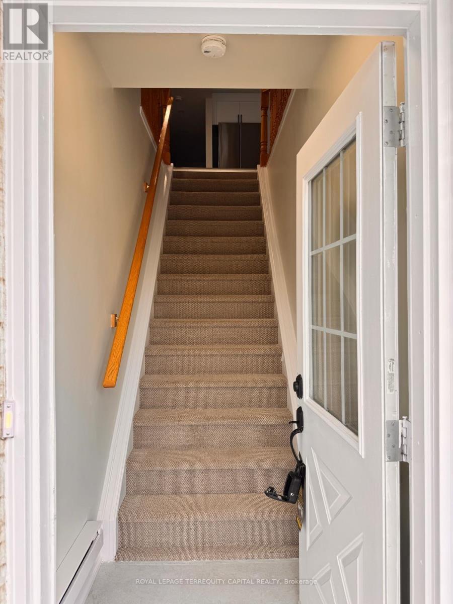 












UPPER - 344 EDGEHILL DRIVE

,
Barrie,




Ontario
L4N9X4

