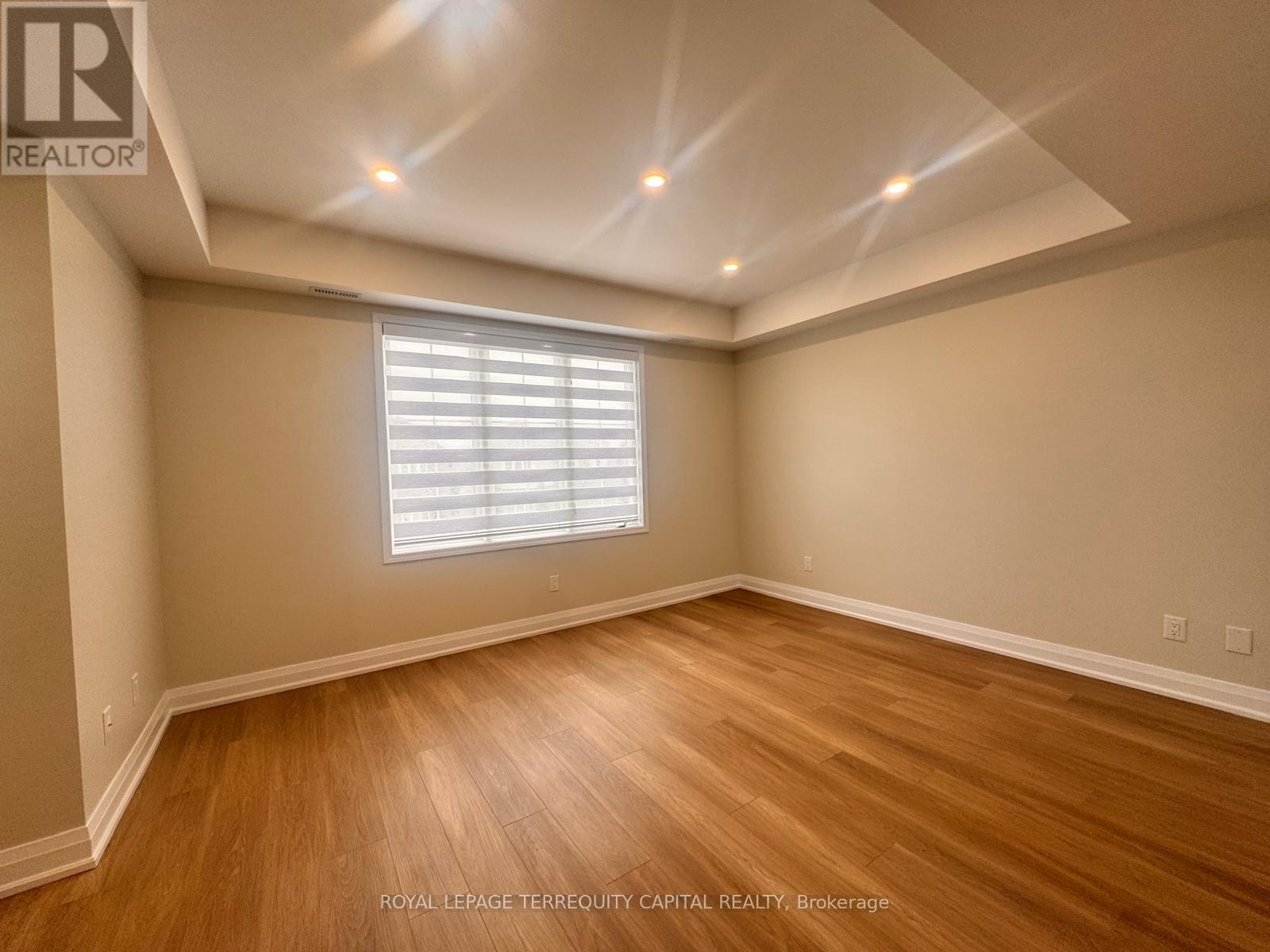 












UPPER - 344 EDGEHILL DRIVE

,
Barrie,




Ontario
L4N9X4

