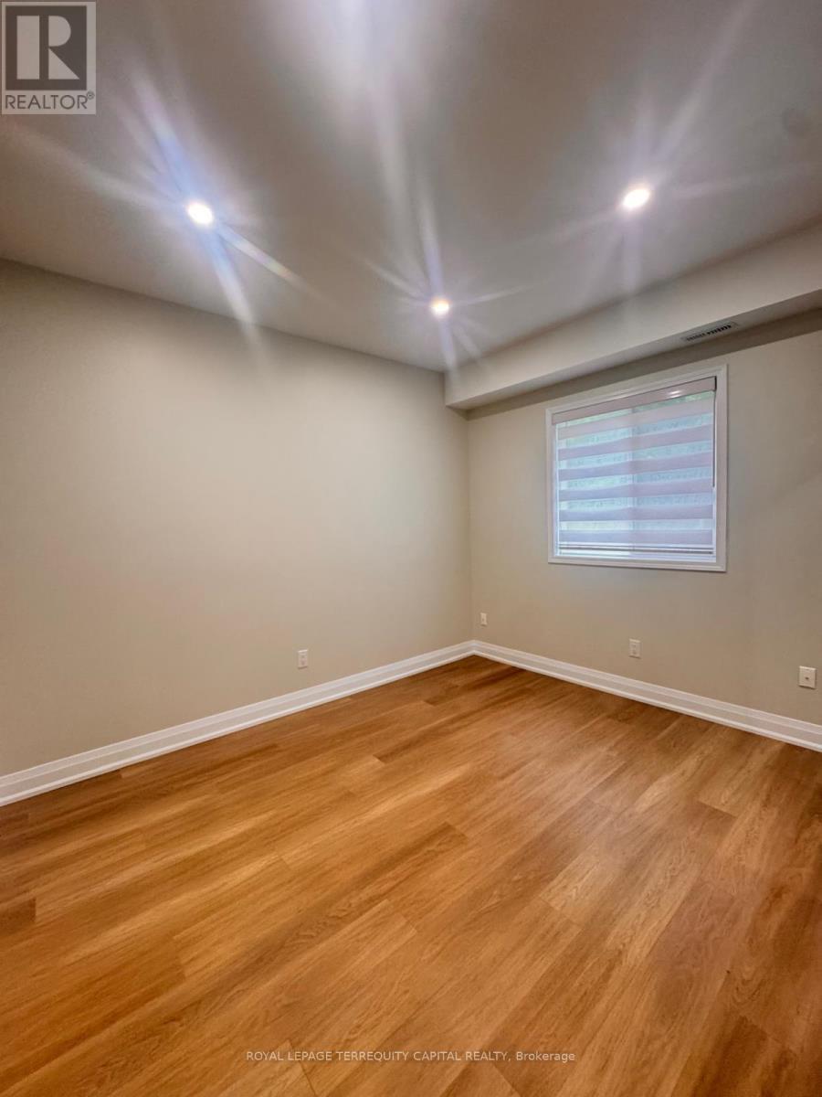 












UPPER - 344 EDGEHILL DRIVE

,
Barrie,




Ontario
L4N9X4

