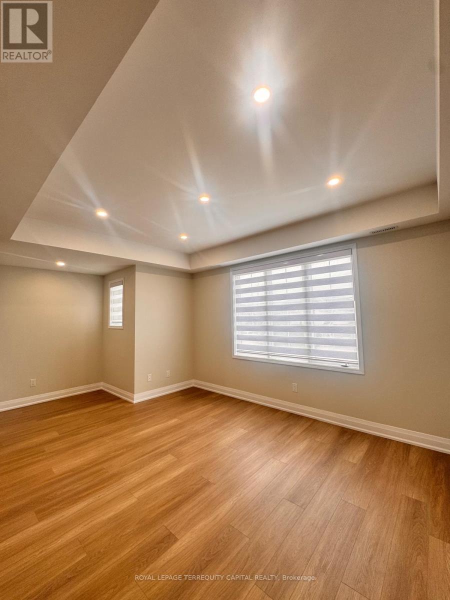 












UPPER - 344 EDGEHILL DRIVE

,
Barrie,




Ontario
L4N9X4

