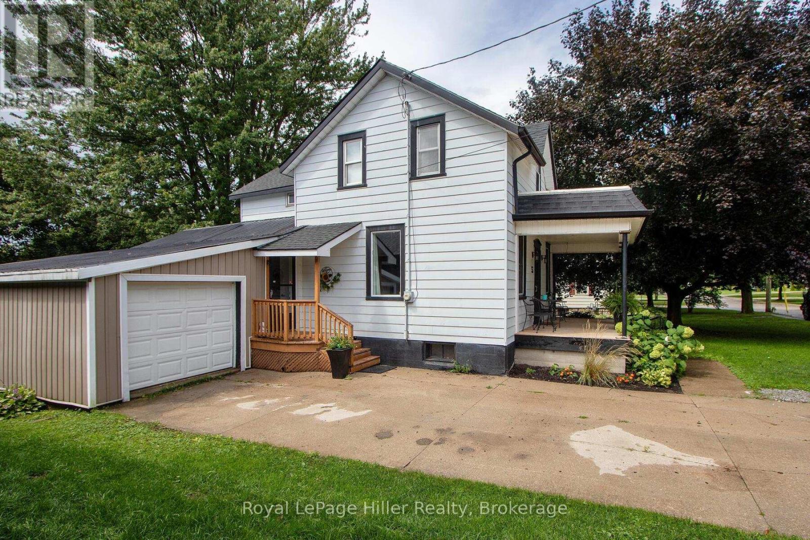












53 GEORGE STREET E

,
Huron East (Seaforth),




Ontario
N0K1W0

