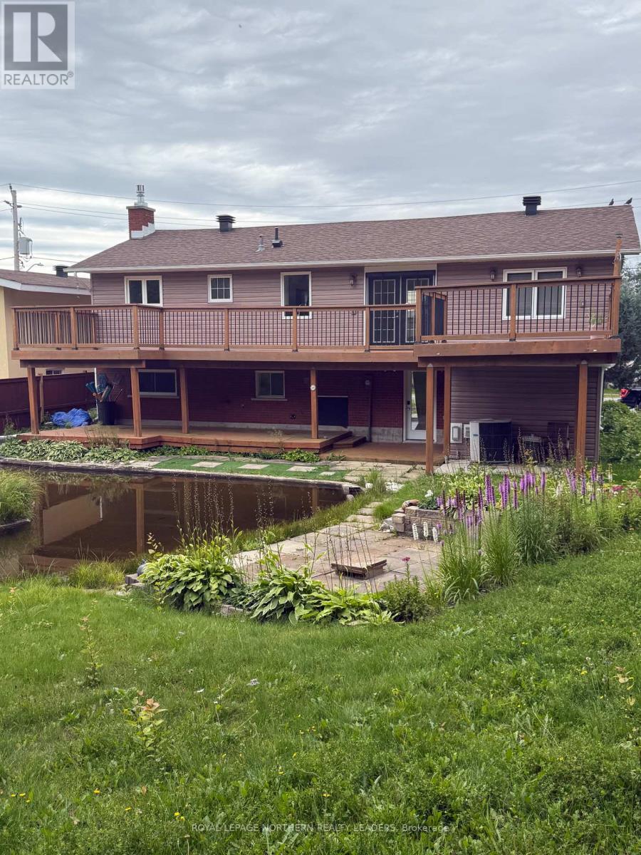 












84 BROUSSEAU AVENUE

,
Timmins (TNE - North),




Ontario
P4N5Y2

