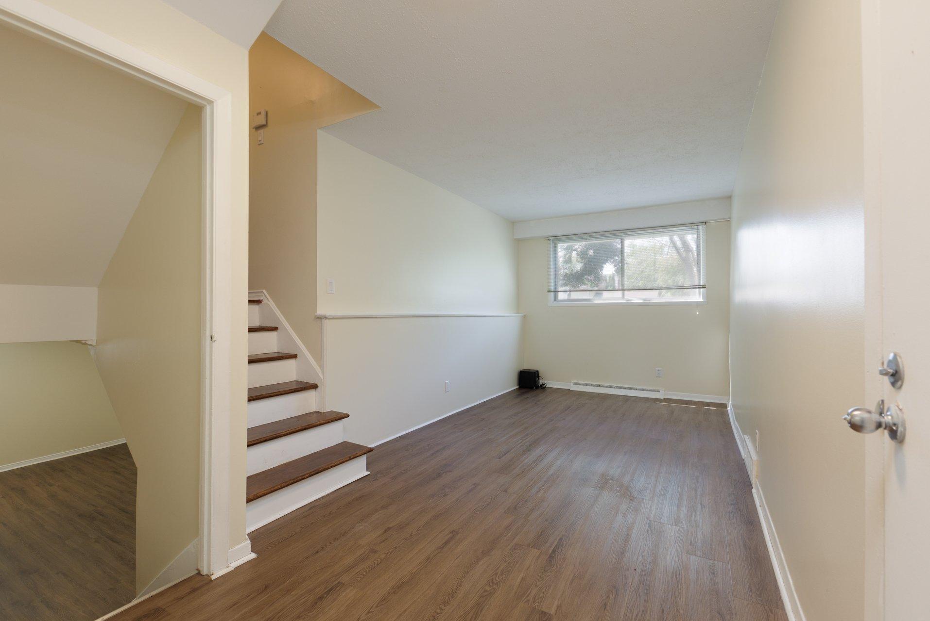 









4351


Rue Graham

,
Montréal (Pierrefonds-Roxboro),




QC
H9H2B9

