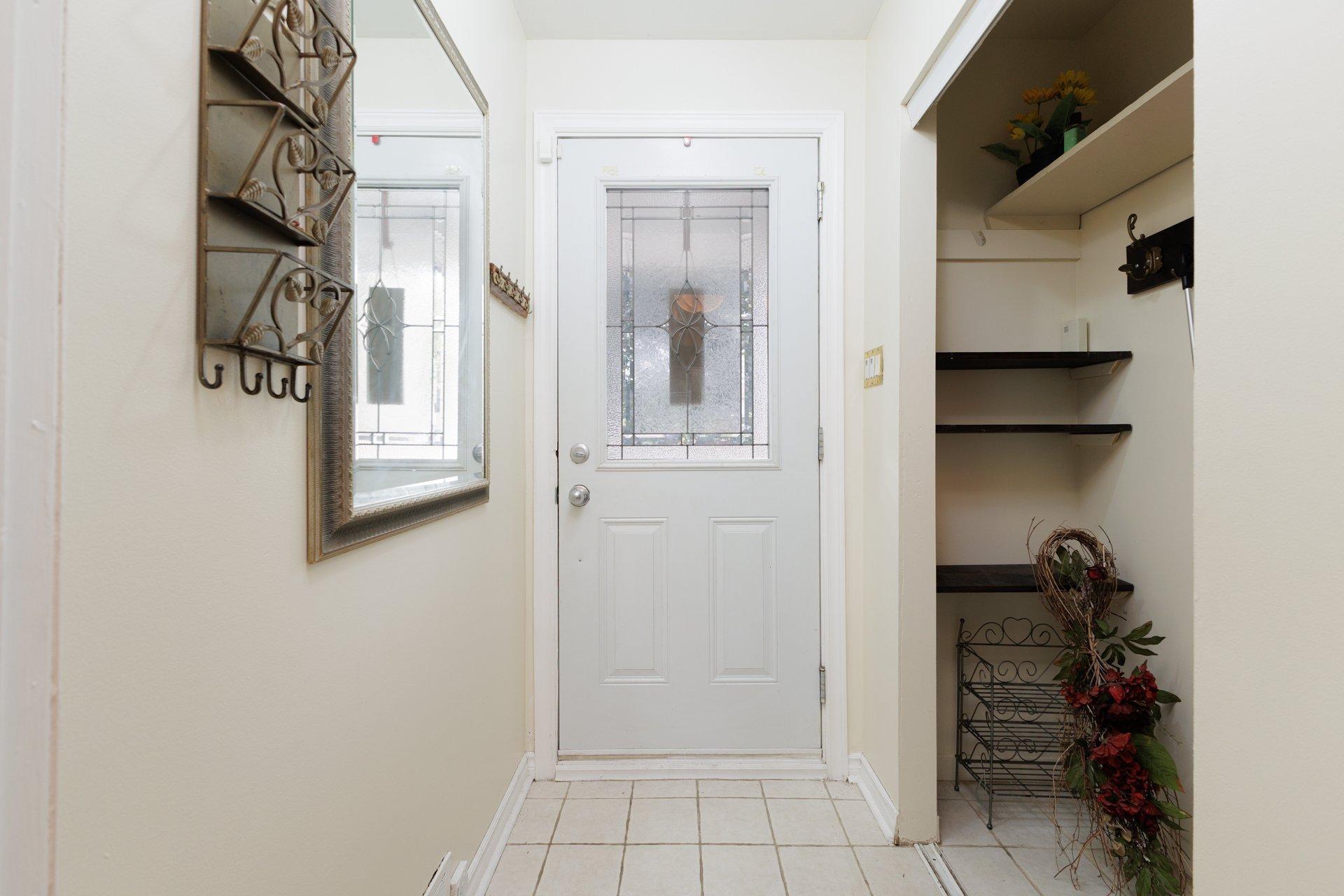 









4351


Rue Graham

,
Montréal (Pierrefonds-Roxboro),




QC
H9H2B9

