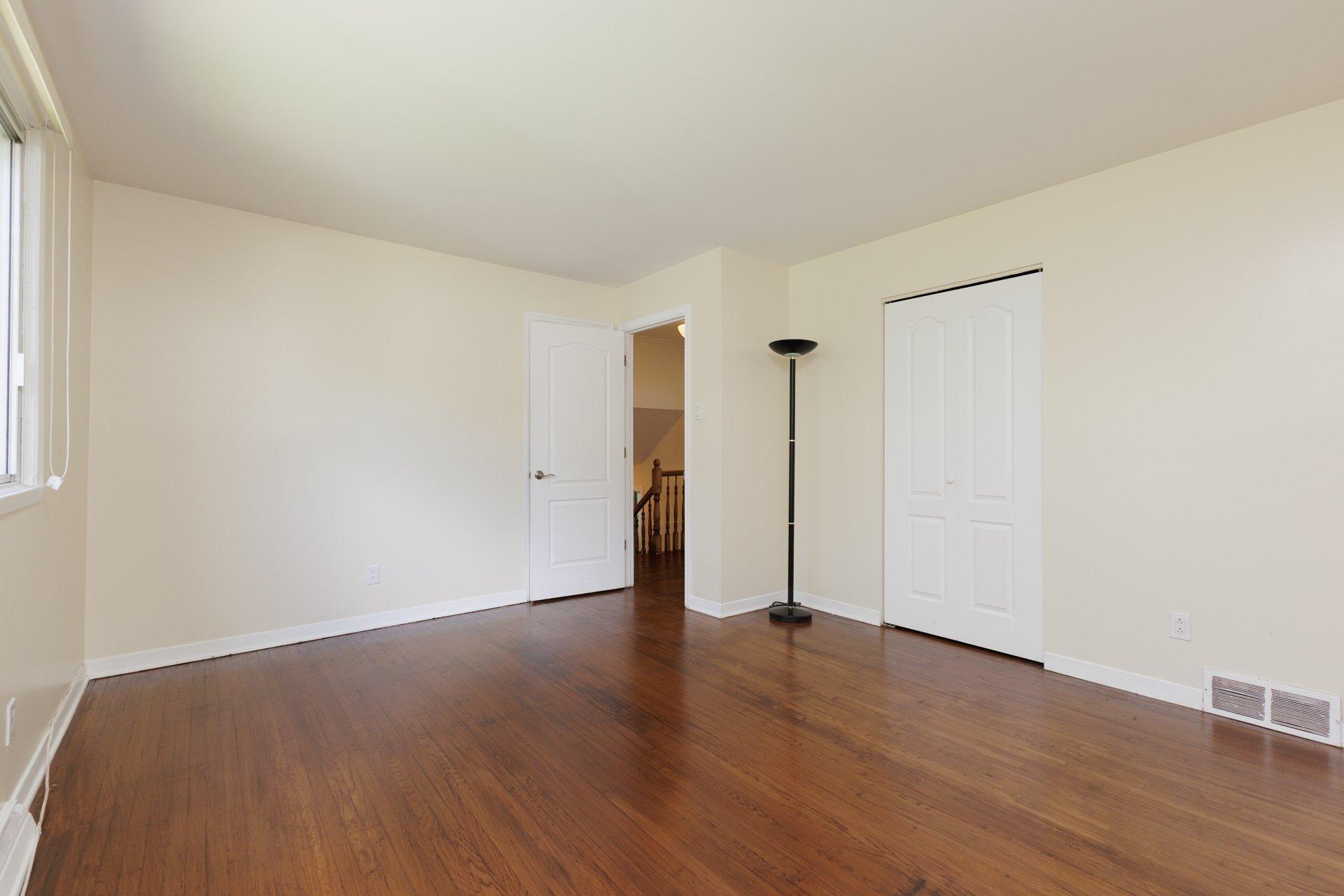 









4351


Rue Graham

,
Montréal (Pierrefonds-Roxboro),




QC
H9H2B9

