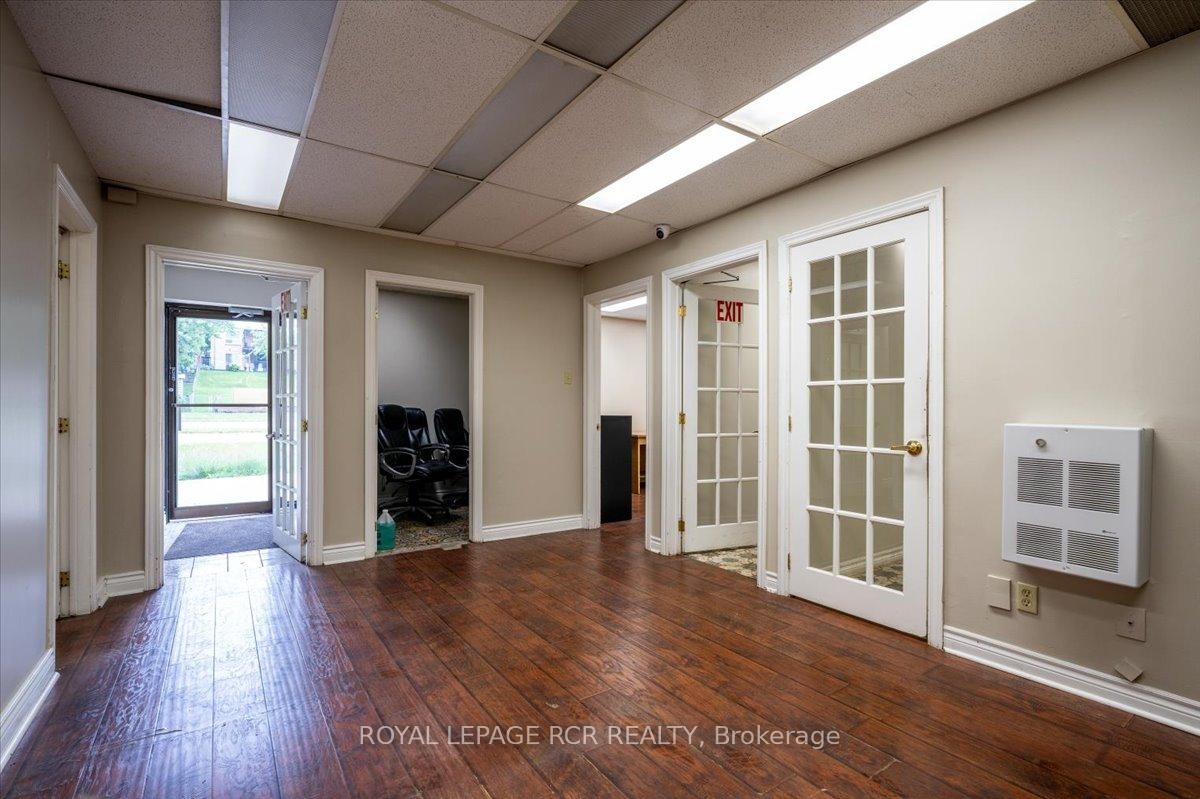 









355


Dissette

Street,
Bradford West Gwillimbury,




ON
L3Z 3G9

