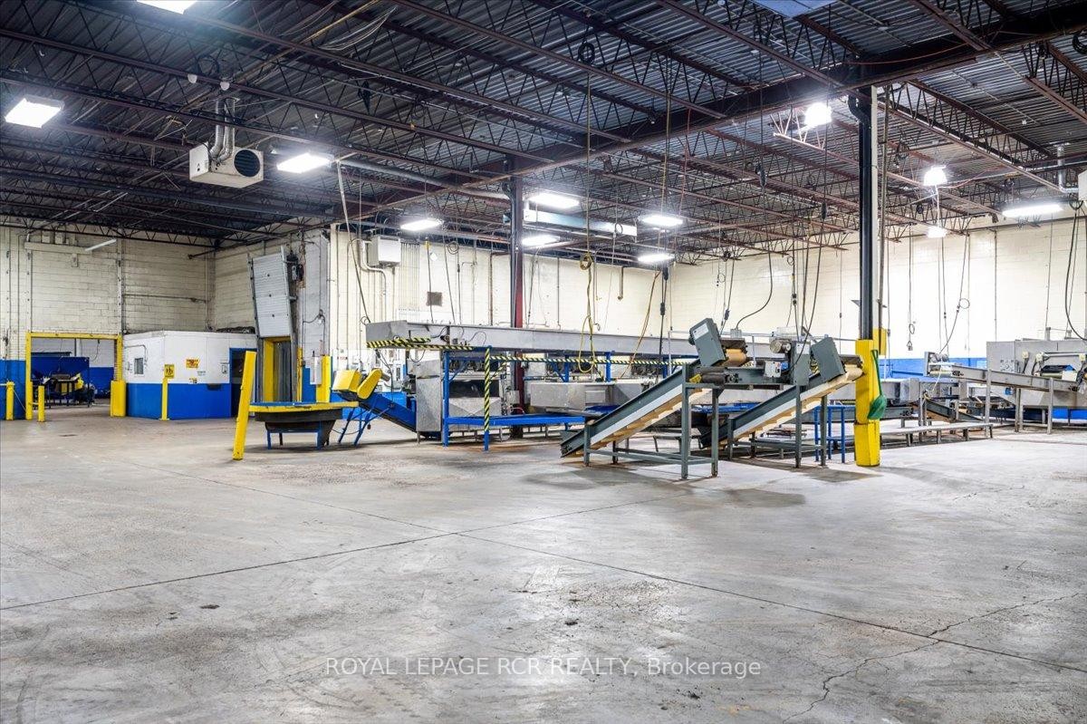 









355


Dissette

Street,
Bradford West Gwillimbury,




ON
L3Z 3G9

